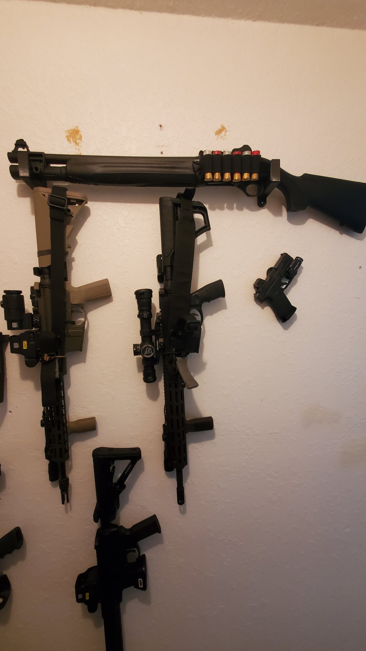 Universal Horizontal Gun Mount - Wall | Rifle Holder Storage Rack