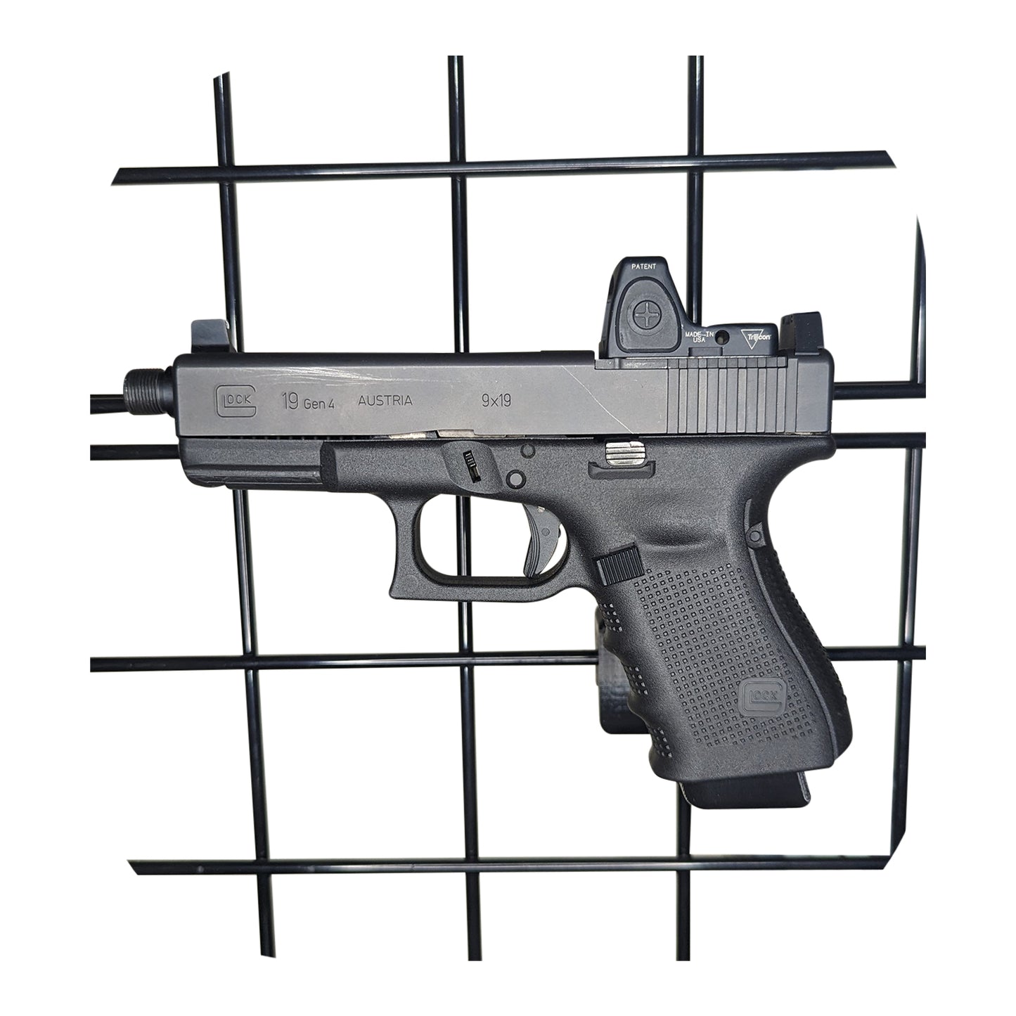 Magwell Mount for Glock 9mm/40/357 - Gridwall | Handgun Holder Storage Rack