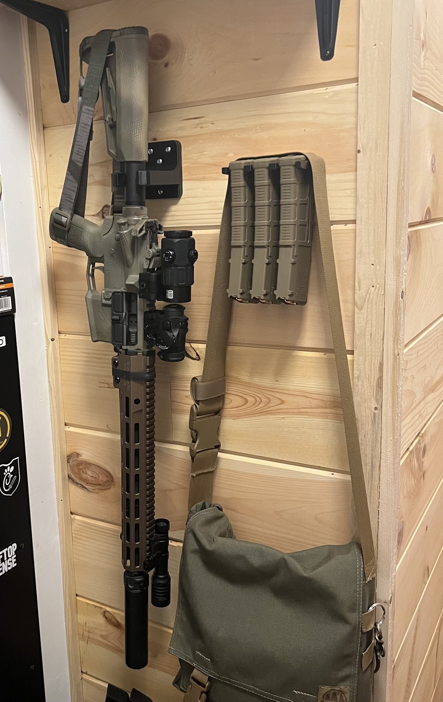 Mount for AR 15 Pmag / TMAG Mags - Wall | Magazine Holder Storage Rack