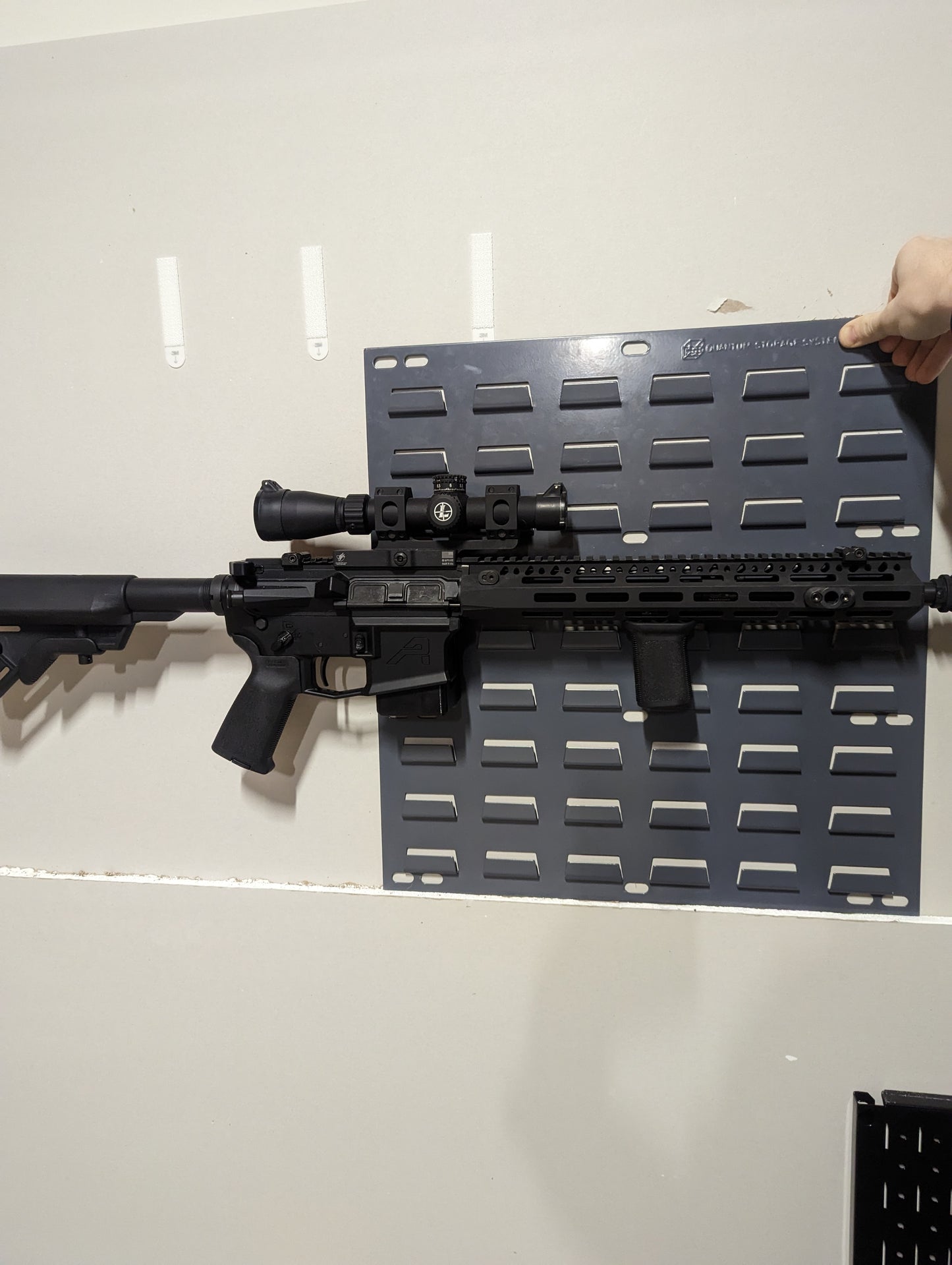 Magwell Mount for FN SCAR 15 / 16 - SecureIt / Akro-Mils | Rifle Holder Storage Rack