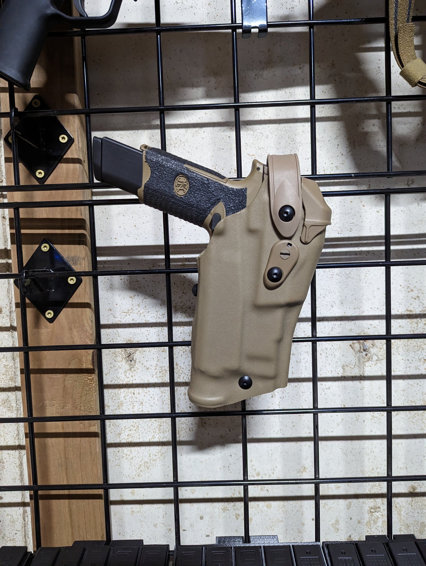 Slip-On Mount for Safariland QLS - Gridwall | Handgun Holder Storage Rack