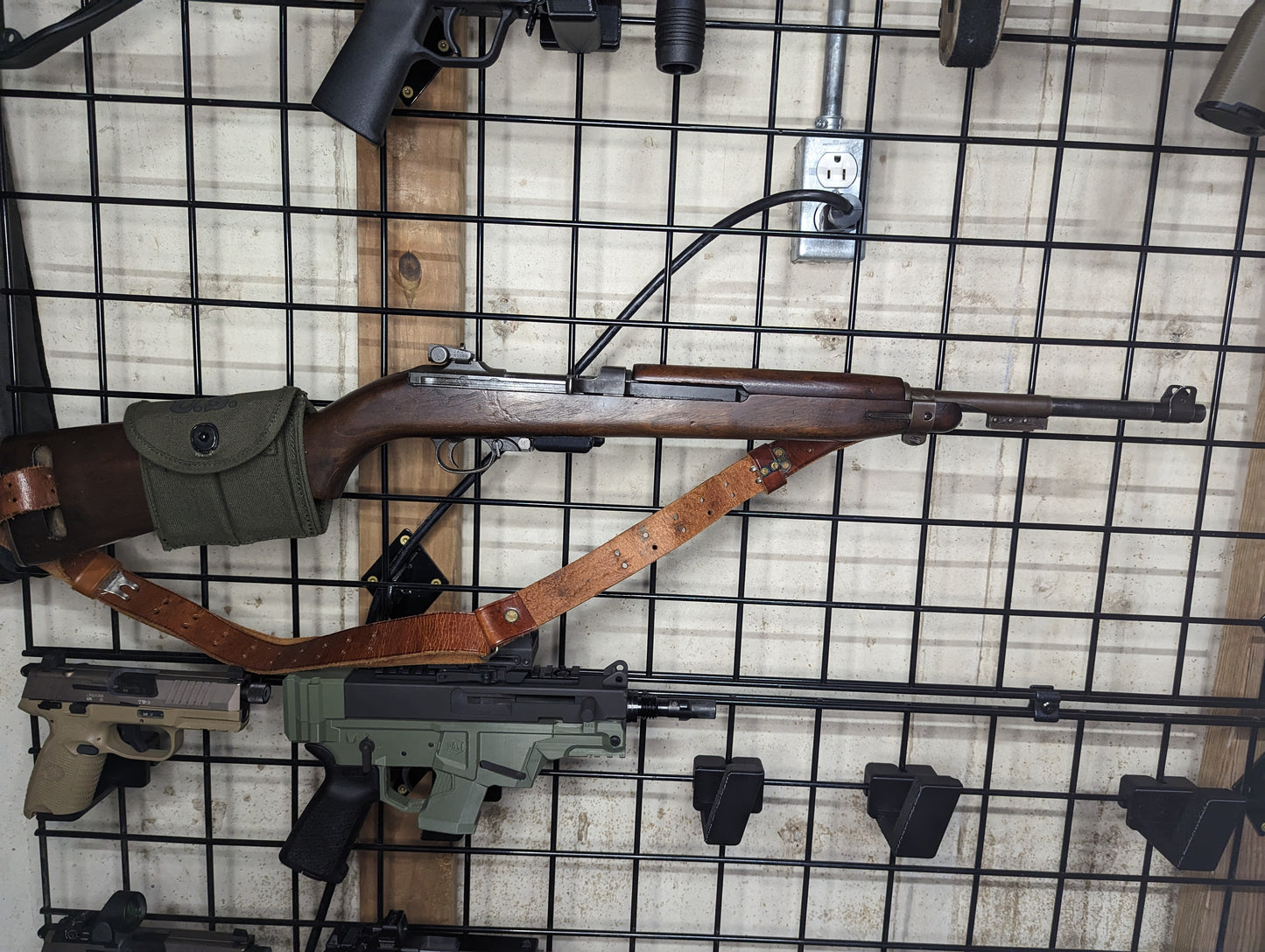 Magwell Mount for M1 Carbine - Gridwall | Rifle Holder Storage Rack