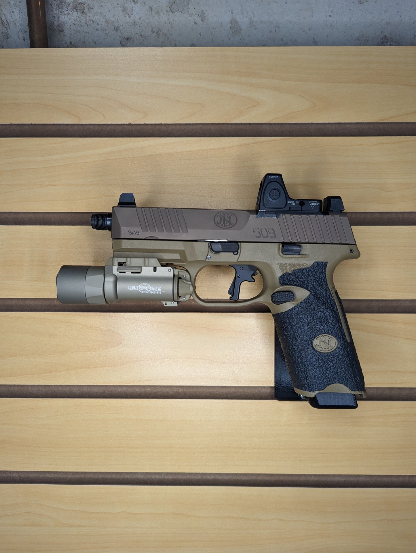 Magwell Mount for FN 509 Series - Slatwall | Handgun Holder Storage Rack