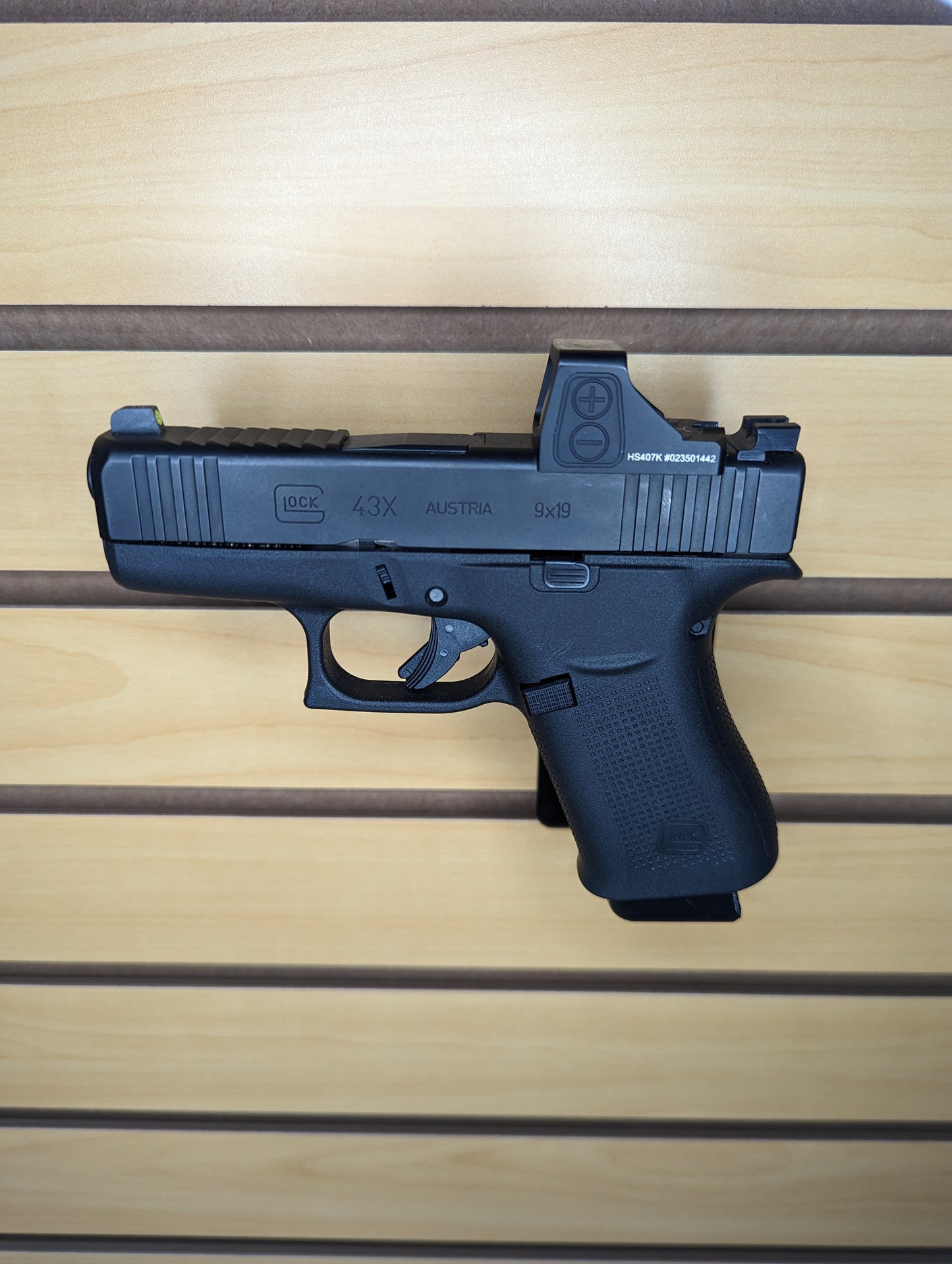 Magwell Mount for Glock 43X / 48 - Slatwall | Handgun Holder Storage Rack