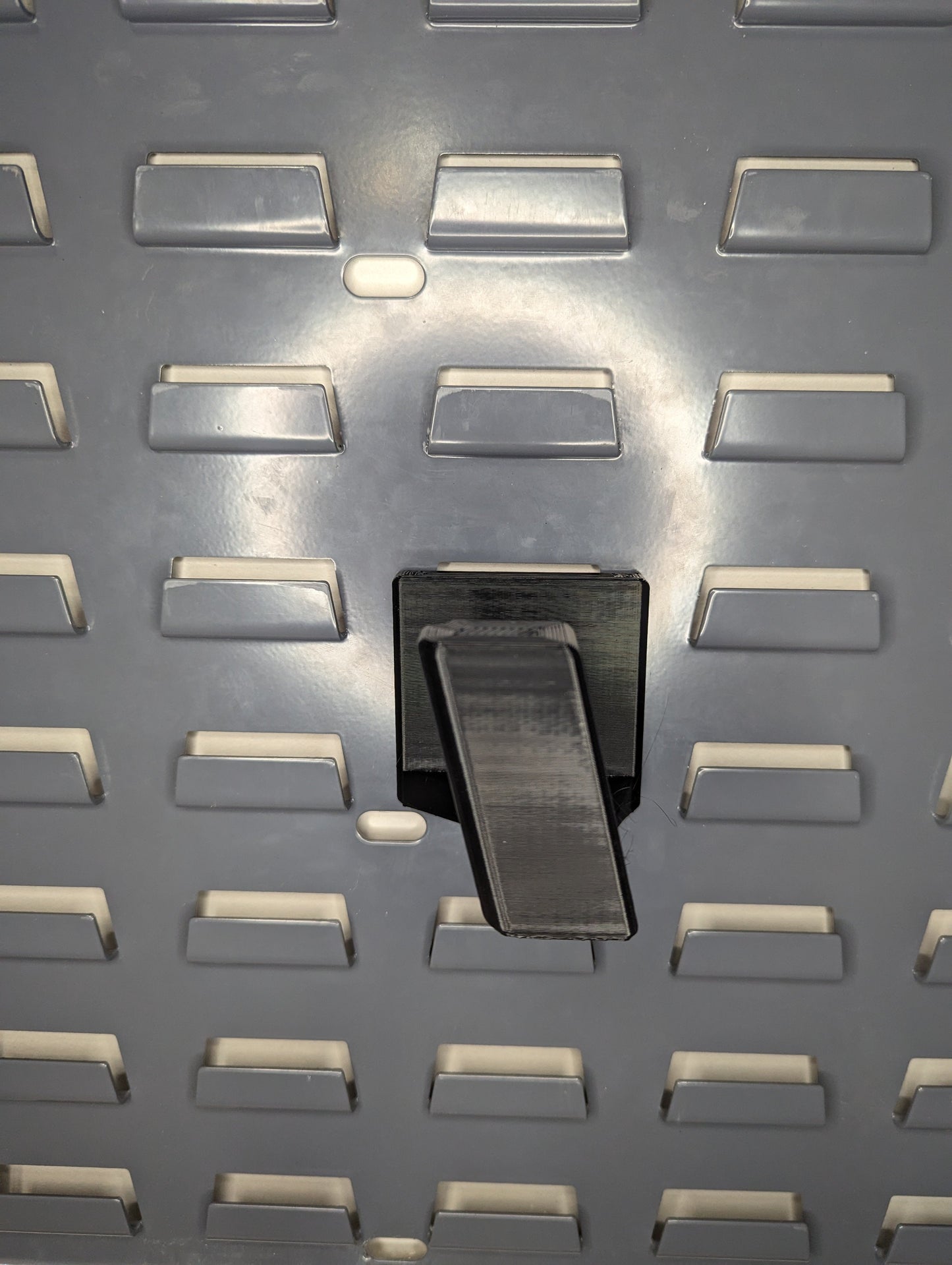 Magwell Mount for Sig P226 for SecureIt / Akro-Mils | Handgun Holder Storage Rack