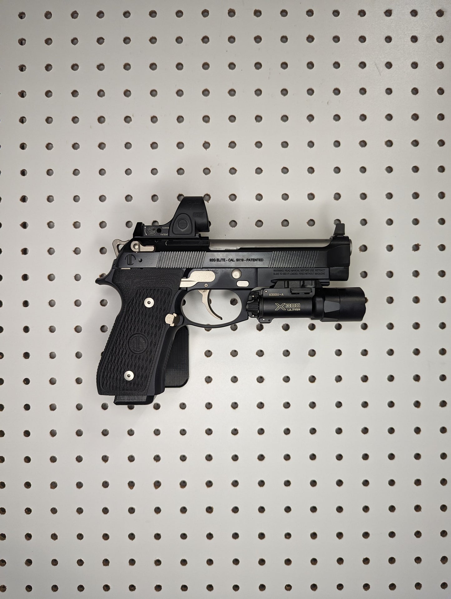 Magwell Mount for Beretta M9 / 92 - Pegboard / IKEA Skadis / Wall Control / Vaultek | Handgun Holder Storage Rack