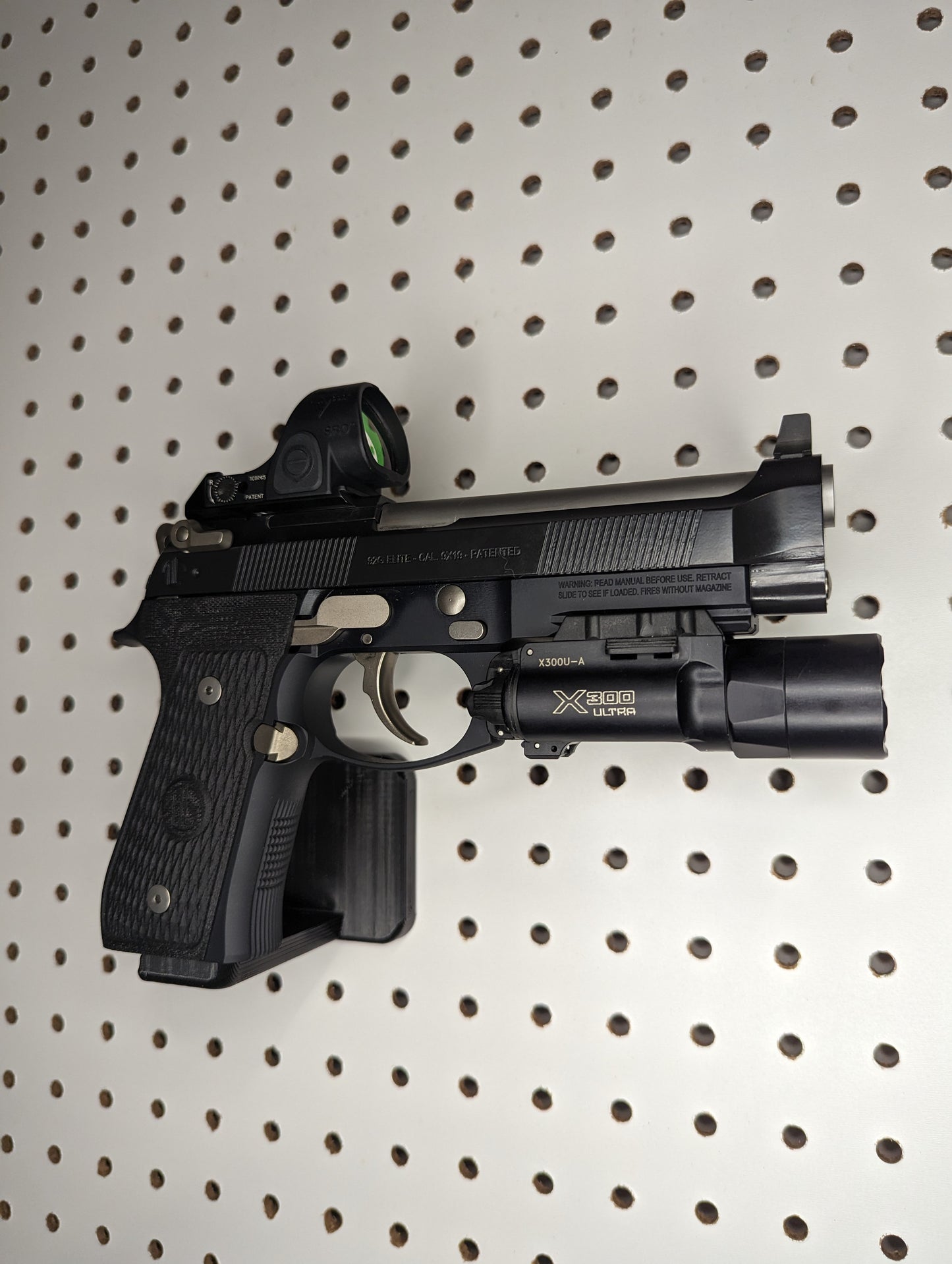 Magwell Mount for Beretta M9 / 92 - Pegboard / IKEA Skadis / Wall Control / Vaultek | Handgun Holder Storage Rack