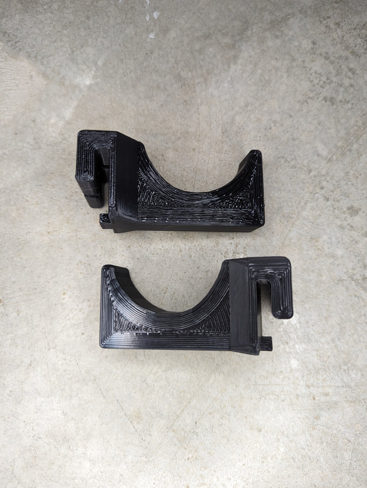 Universal Horizontal Gun Mount - Gridwall | Rifle Holder Storage Rack