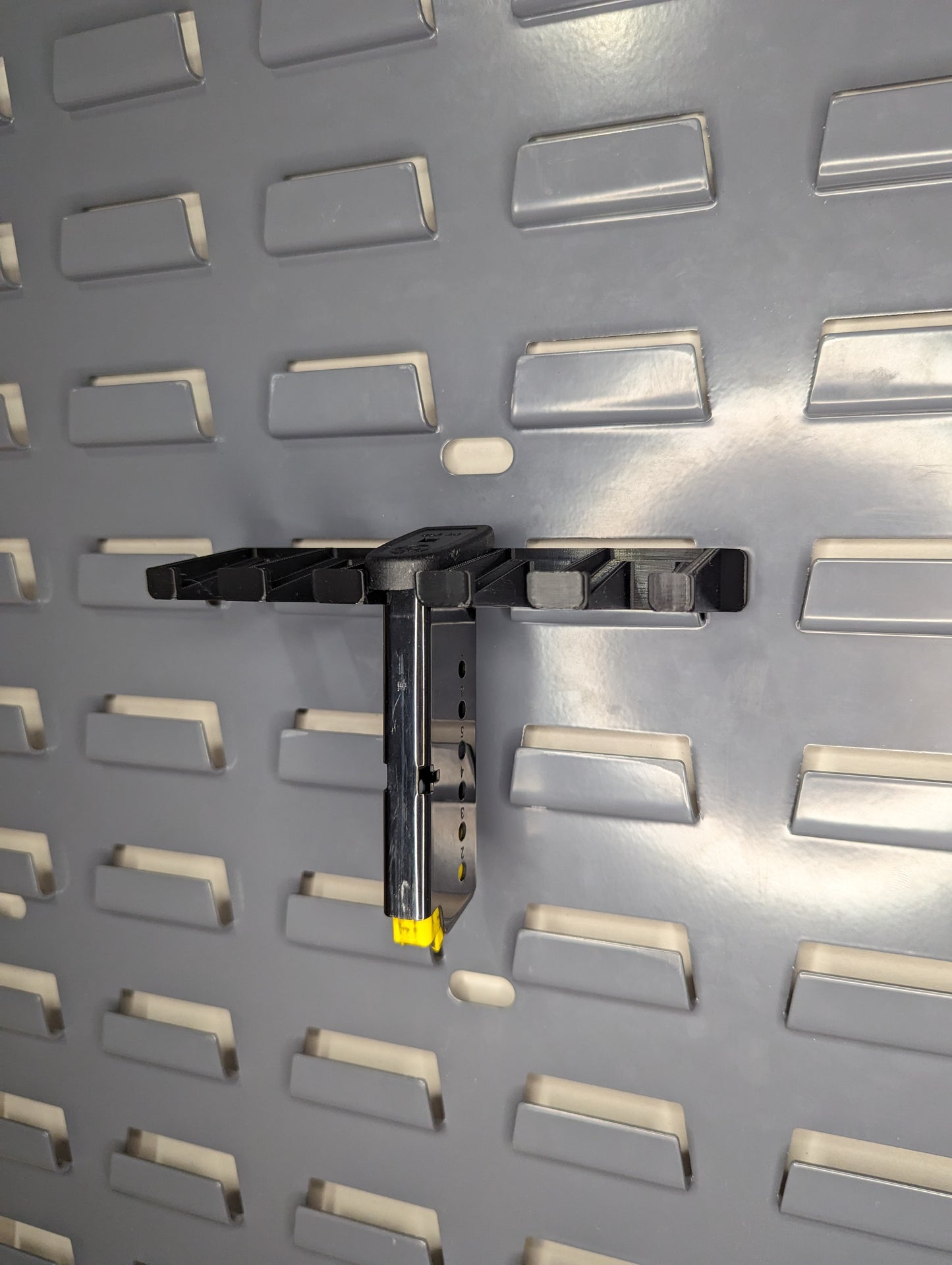 Mount for Taurus PT 709 Mags - SecureIt / Akro-Mils | Magazine Holder Storage Rack