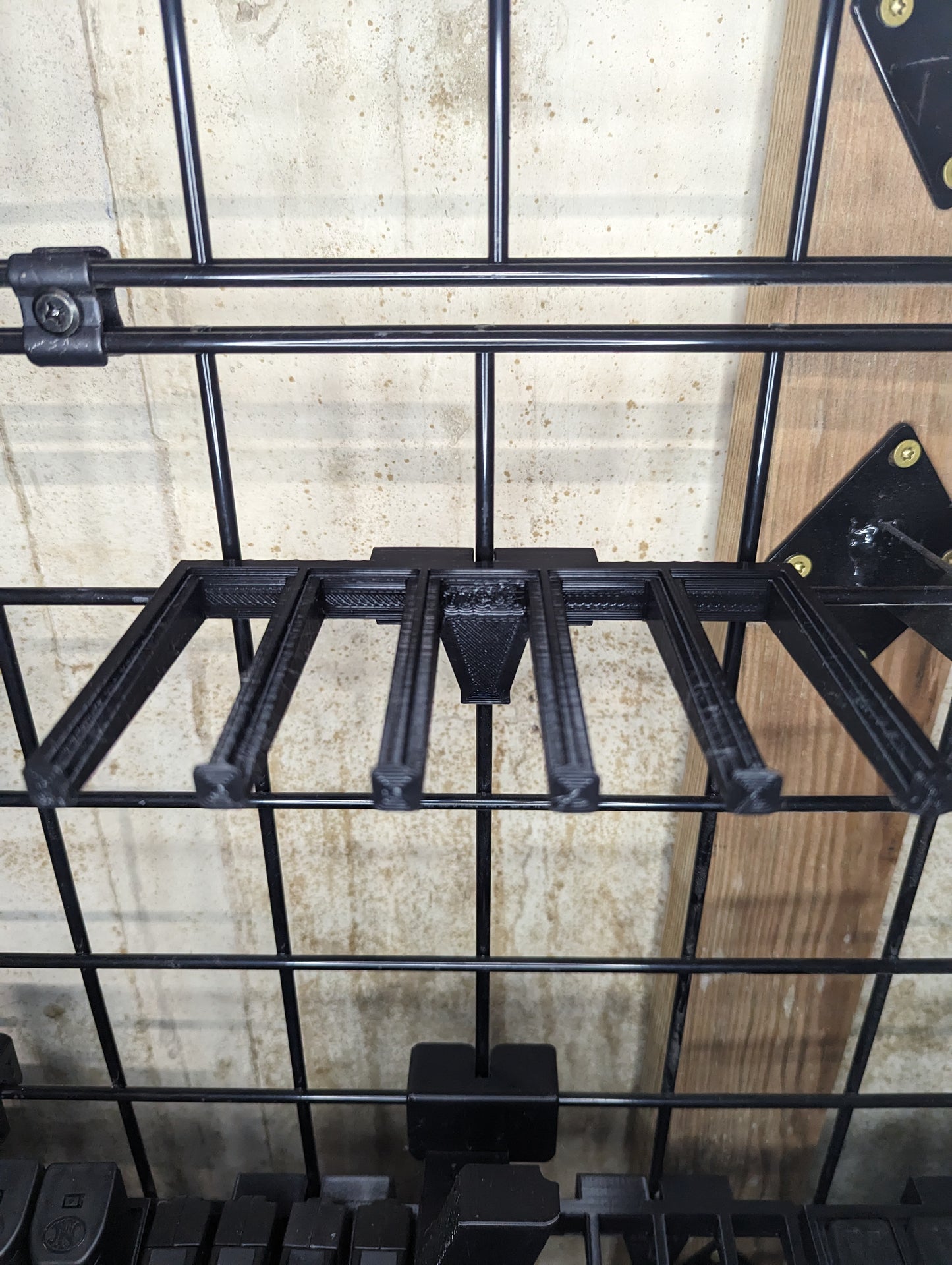 Mount for Remington 770 LA Mags - Gridwall | Magazine Holder Storage Rack