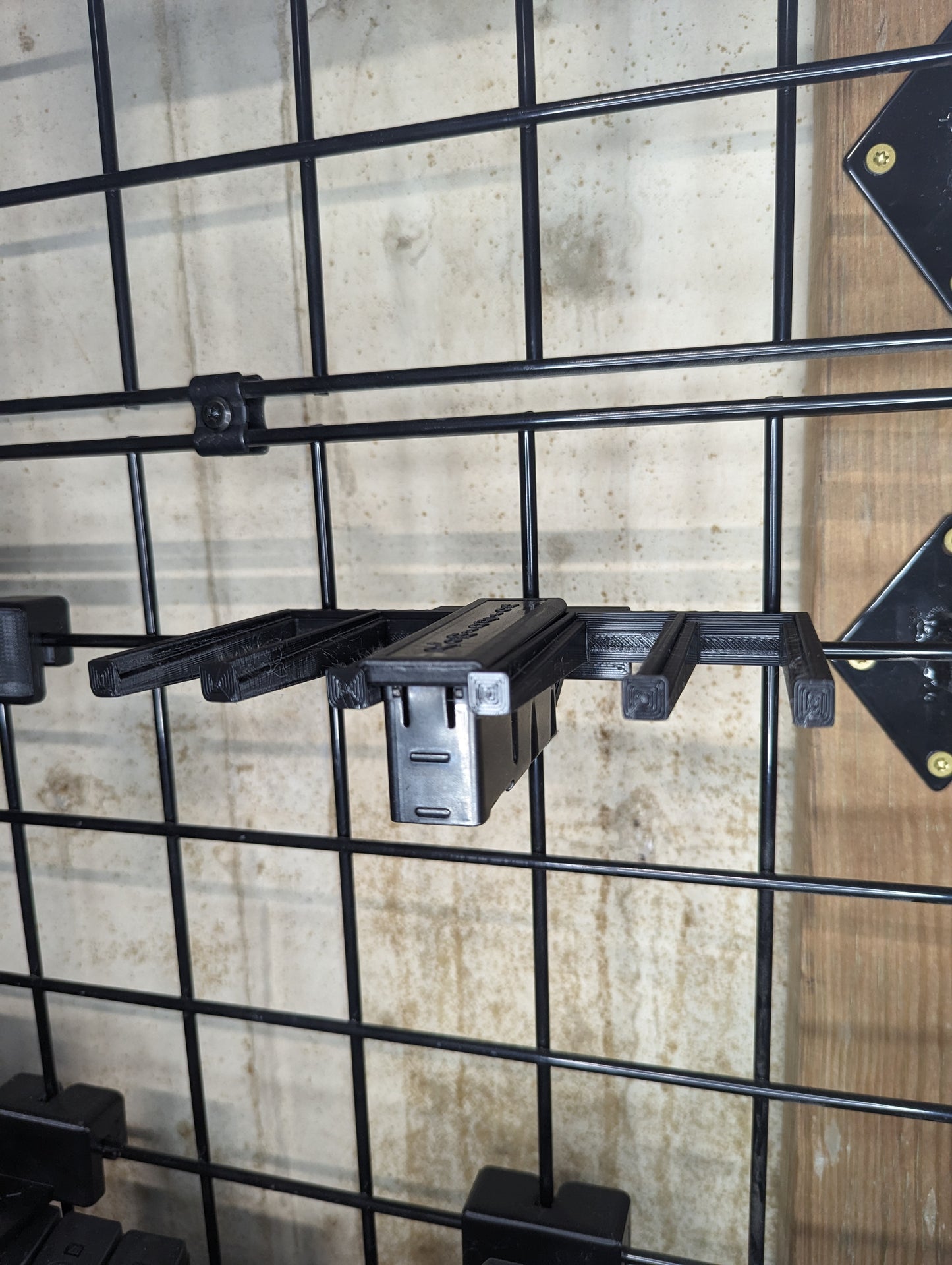 Mount for Remington 770 LA Mags - Gridwall | Magazine Holder Storage Rack