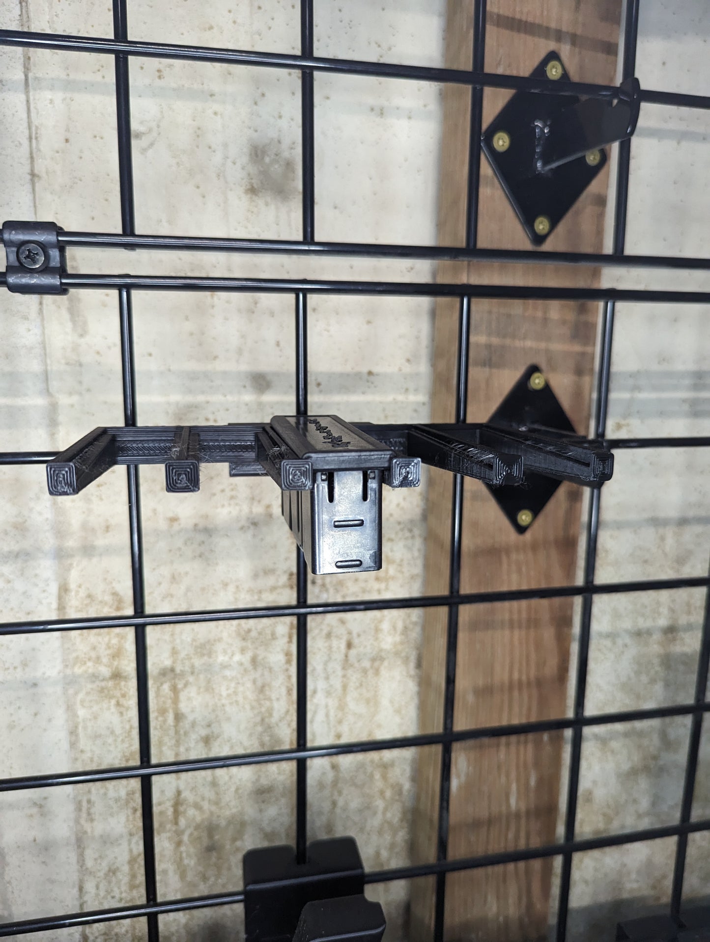 Mount for Remington 770 LA Mags - Gridwall | Magazine Holder Storage Rack