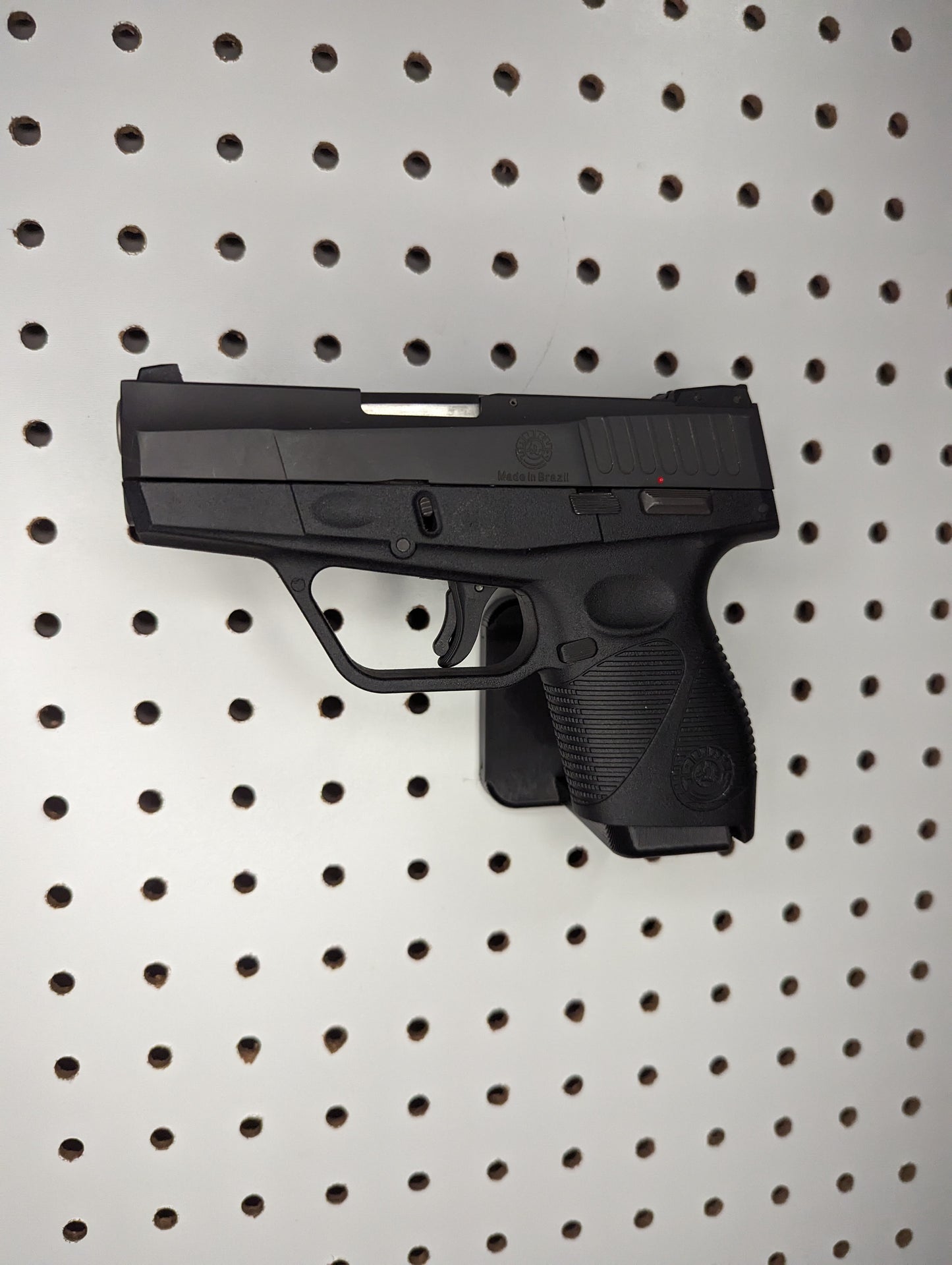 Magwell Mount for Taurus PT 709 - Pegboard / IKEA Skadis / Wall Control / Vaultek | Handgun Holder Storage Rack