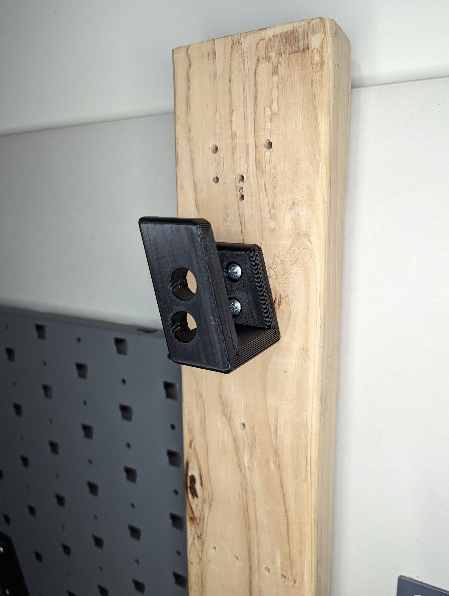 Magwell Mount for Taurus PT 709 - Wall | Handgun Holder Storage Rack