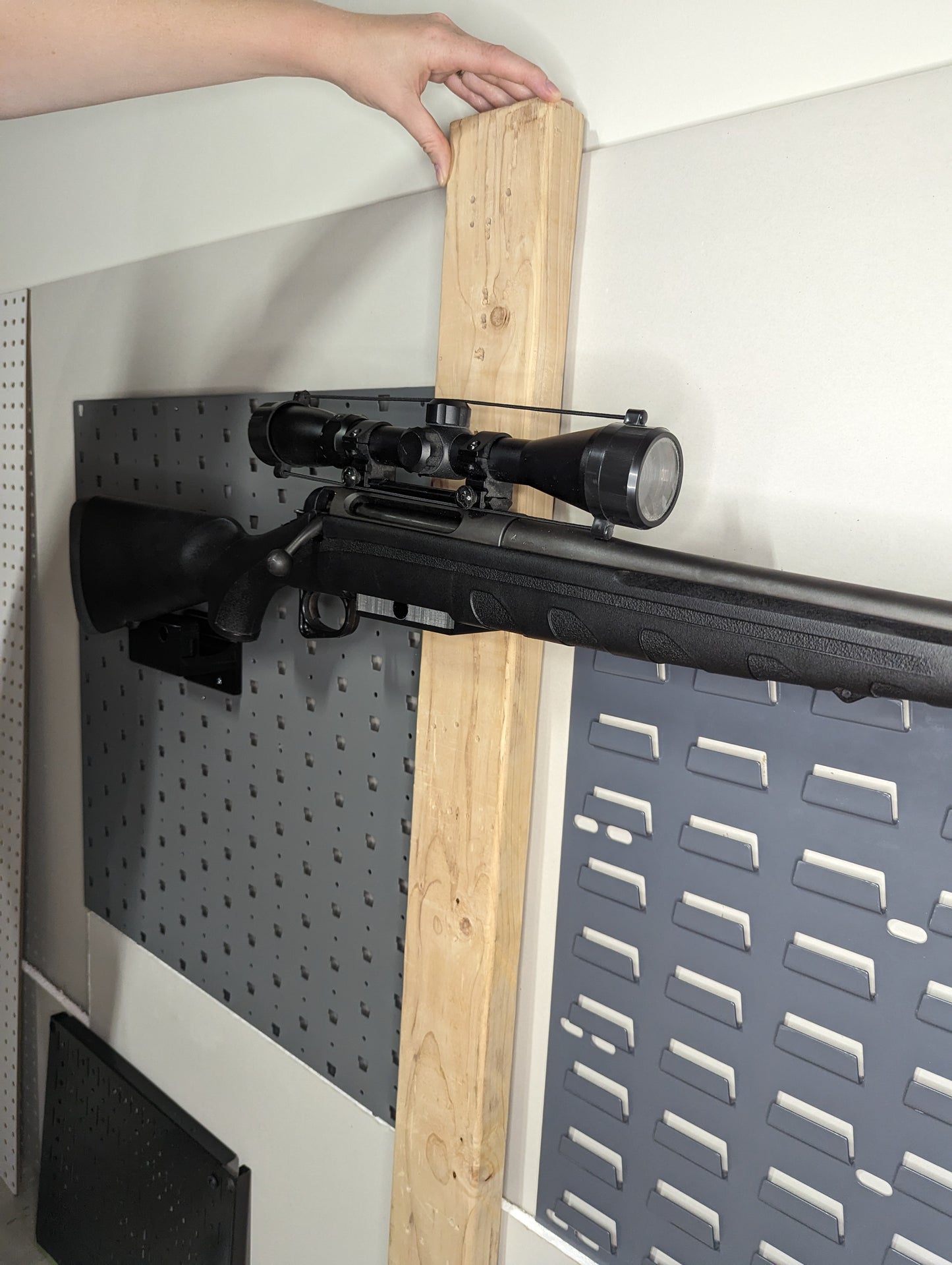 Magwell Mount for Remington 770 LA - Wall | Rifle Holder Storage Rack