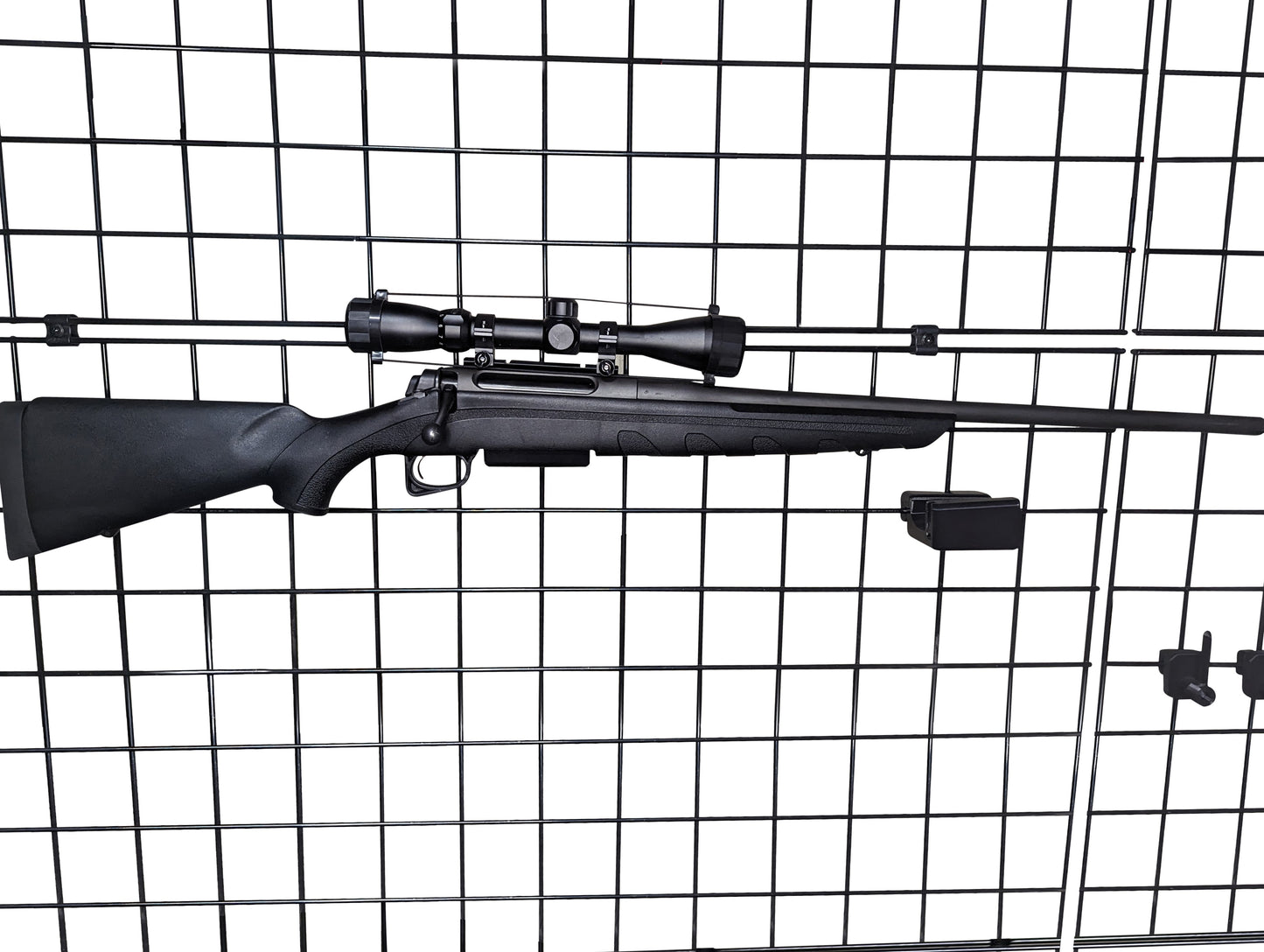 Magwell Mount for Remington 770 LA - Gridwall | Rifle Holder Storage Rack