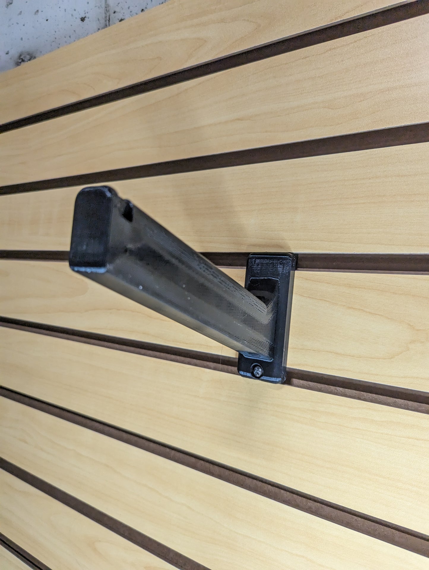 Inline Vertical Magwell Mount for Glock 9mm/40/357 - Slatwall | Rifle Holder Storage Rack