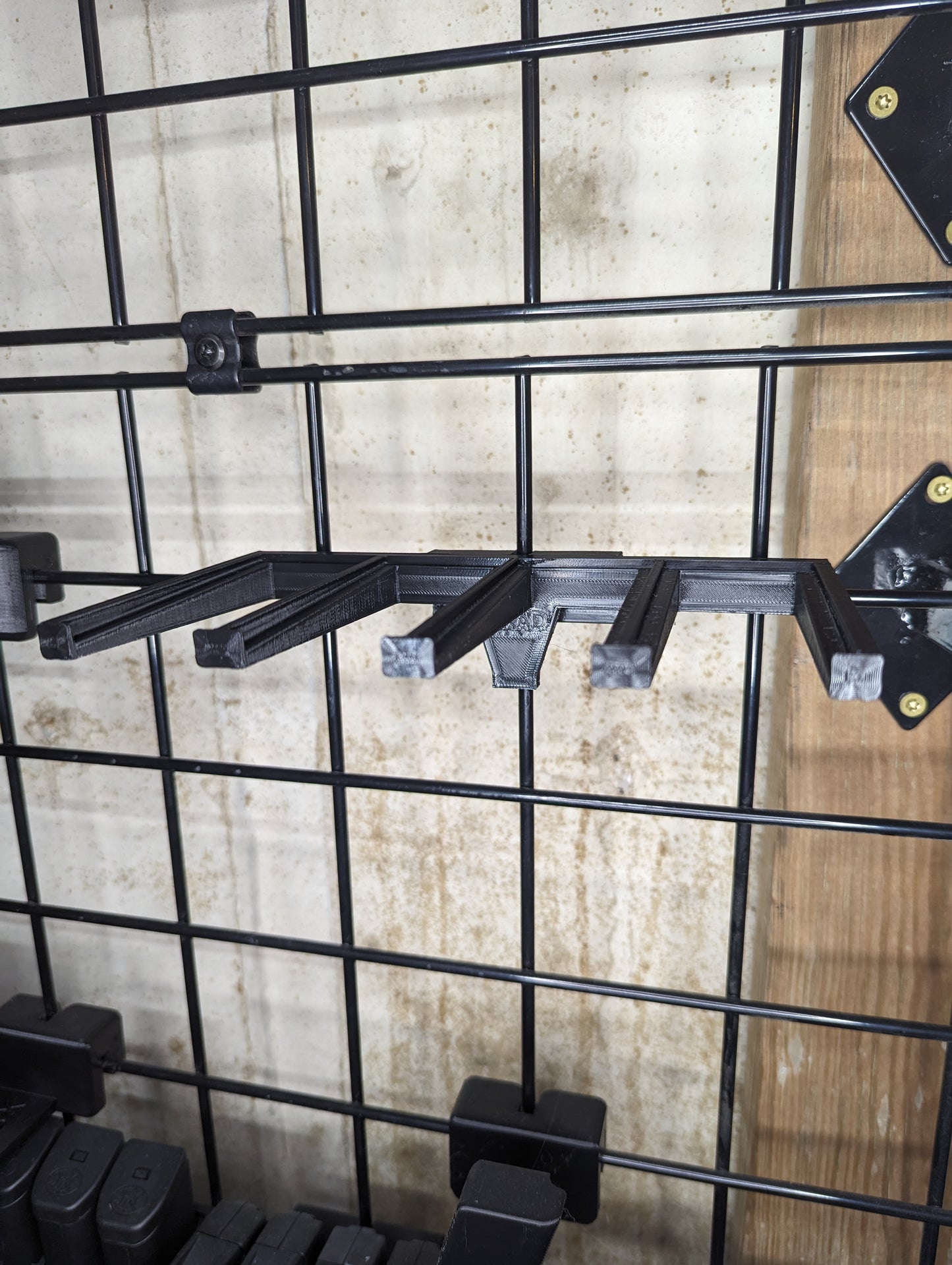 Mount for Barrett MRAD Mags - Gridwall | Magazine Holder Storage Rack