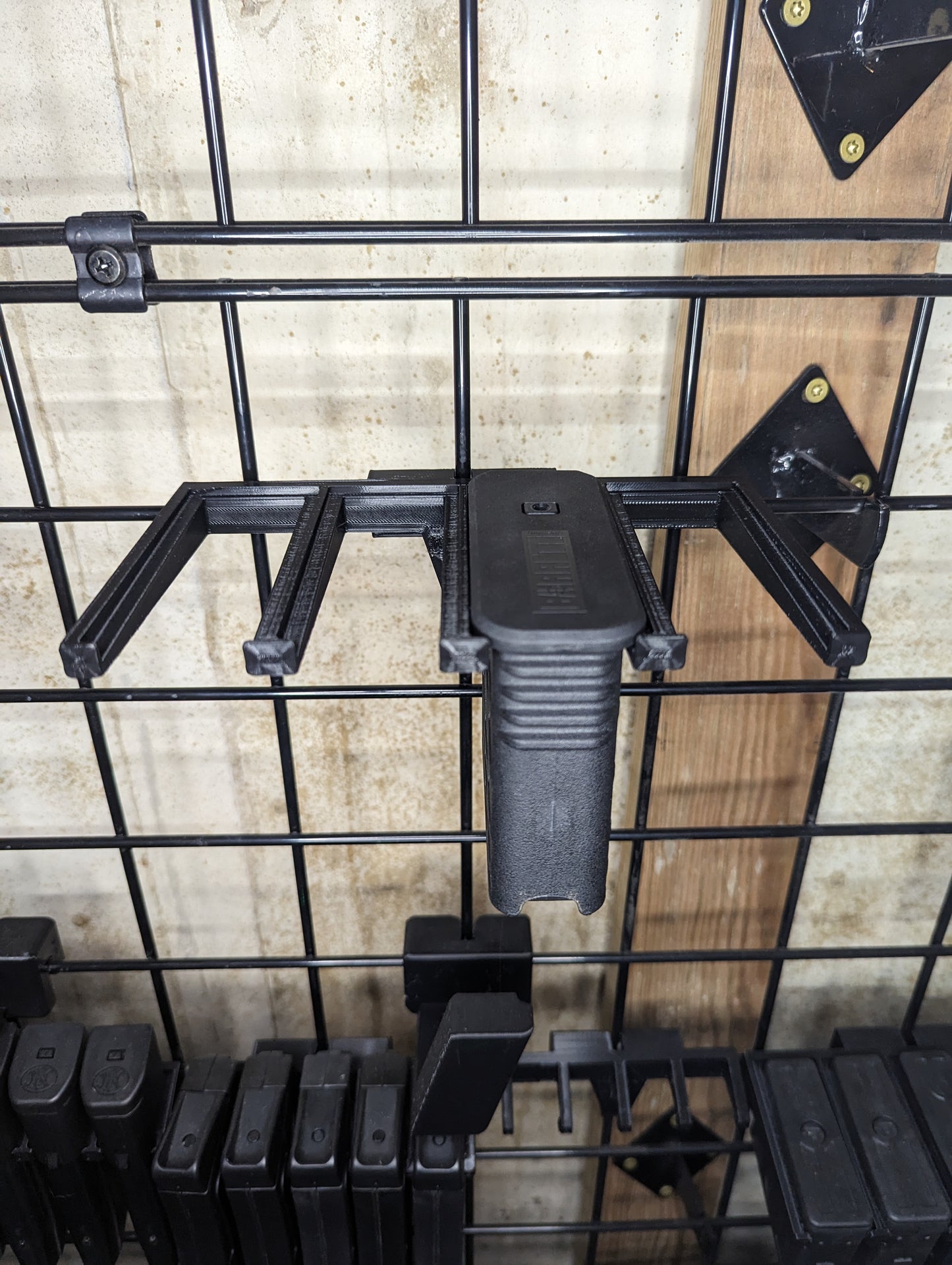 Mount for Barrett MRAD Mags - Gridwall | Magazine Holder Storage Rack