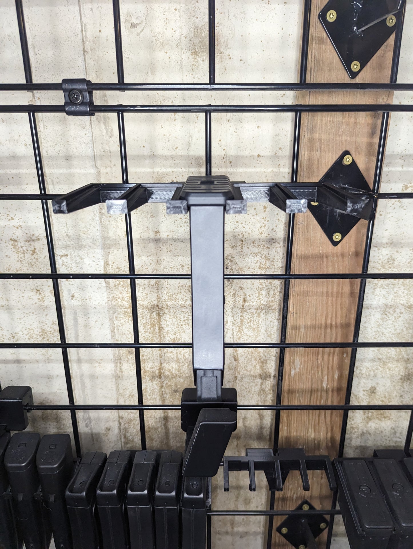 Mount for Rock Island VR 12 Gauge Mags - Gridwall | Magazine Holder Storage Rack