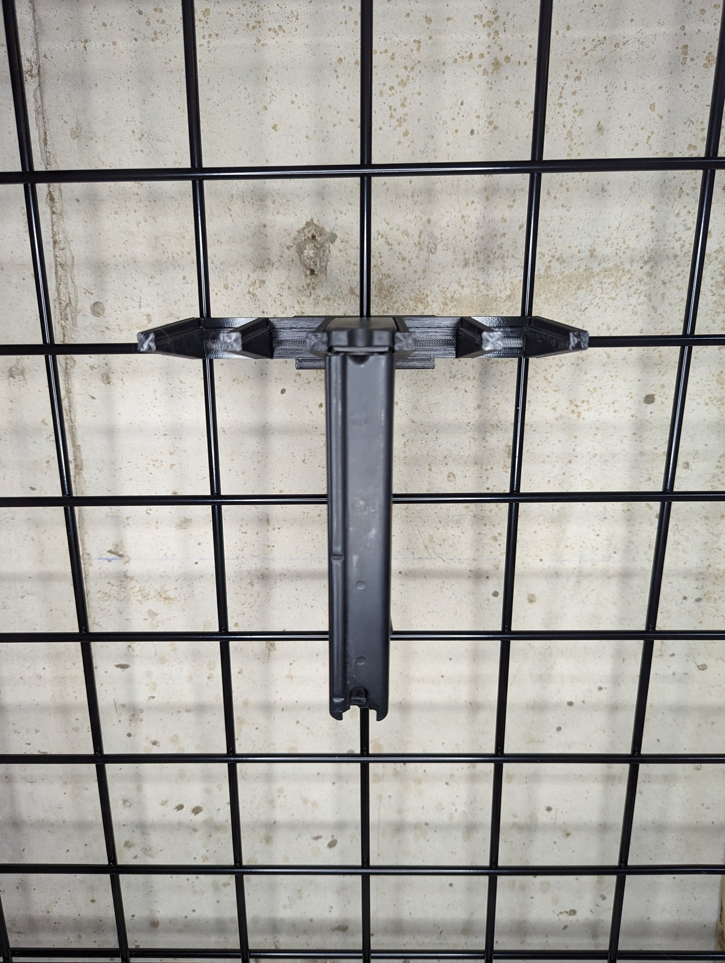 Mount for FN SCAR 17 762 Mags - Gridwall | Magazine Holder Storage Rack