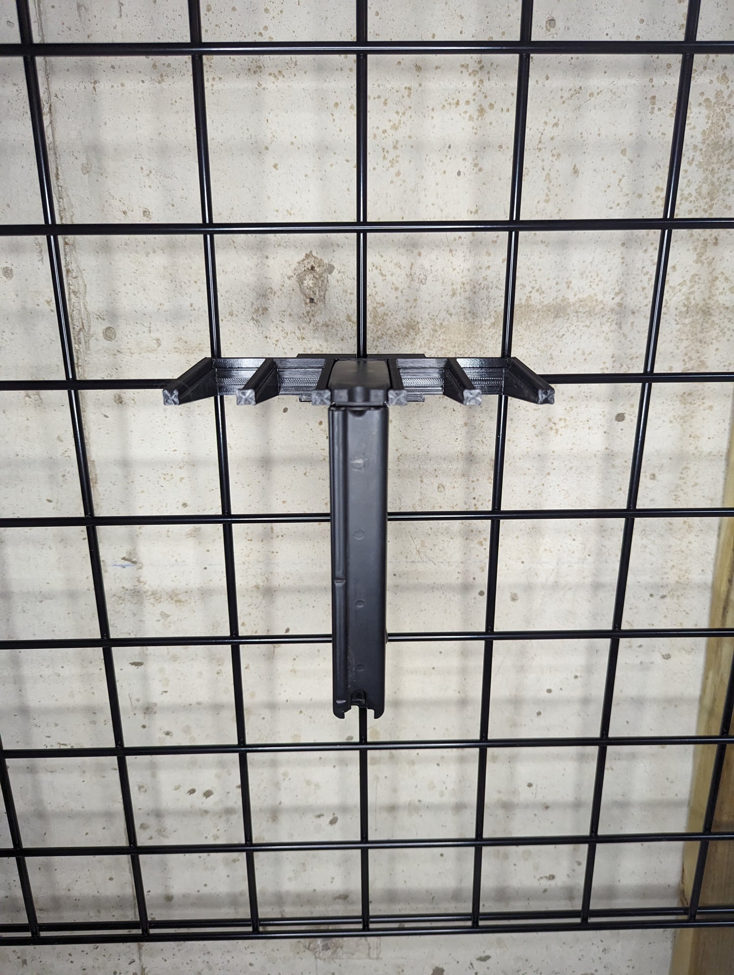 Mount for FN SCAR 17 762 Mags - Gridwall | Magazine Holder Storage Rack