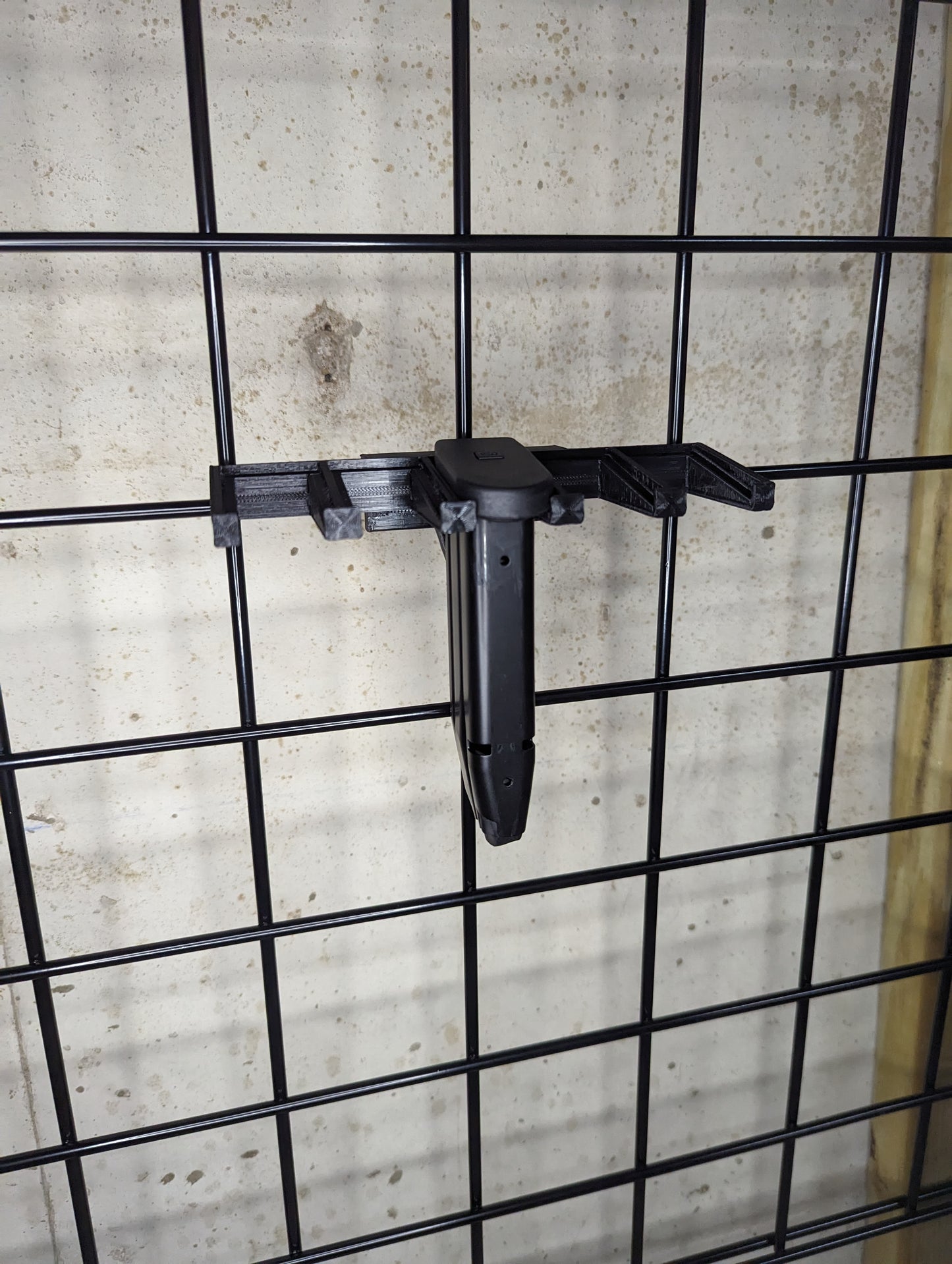 Mount for SAR9 Mags - Gridwall | Magazine Holder Storage Rack