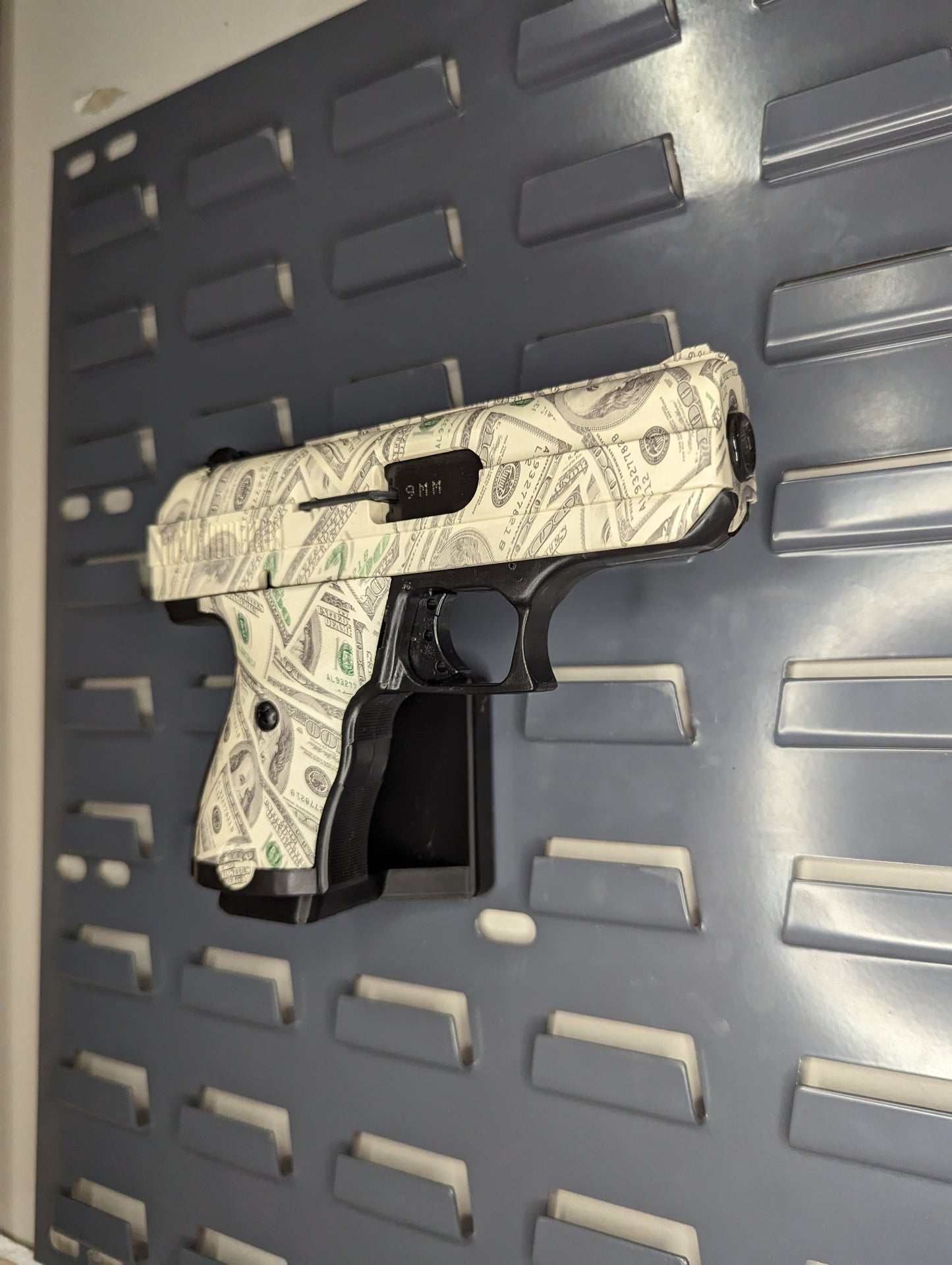 Magwell Mount for Hi-Point C9 / CF380 - SecureIt | Handgun Holder Storage Rack