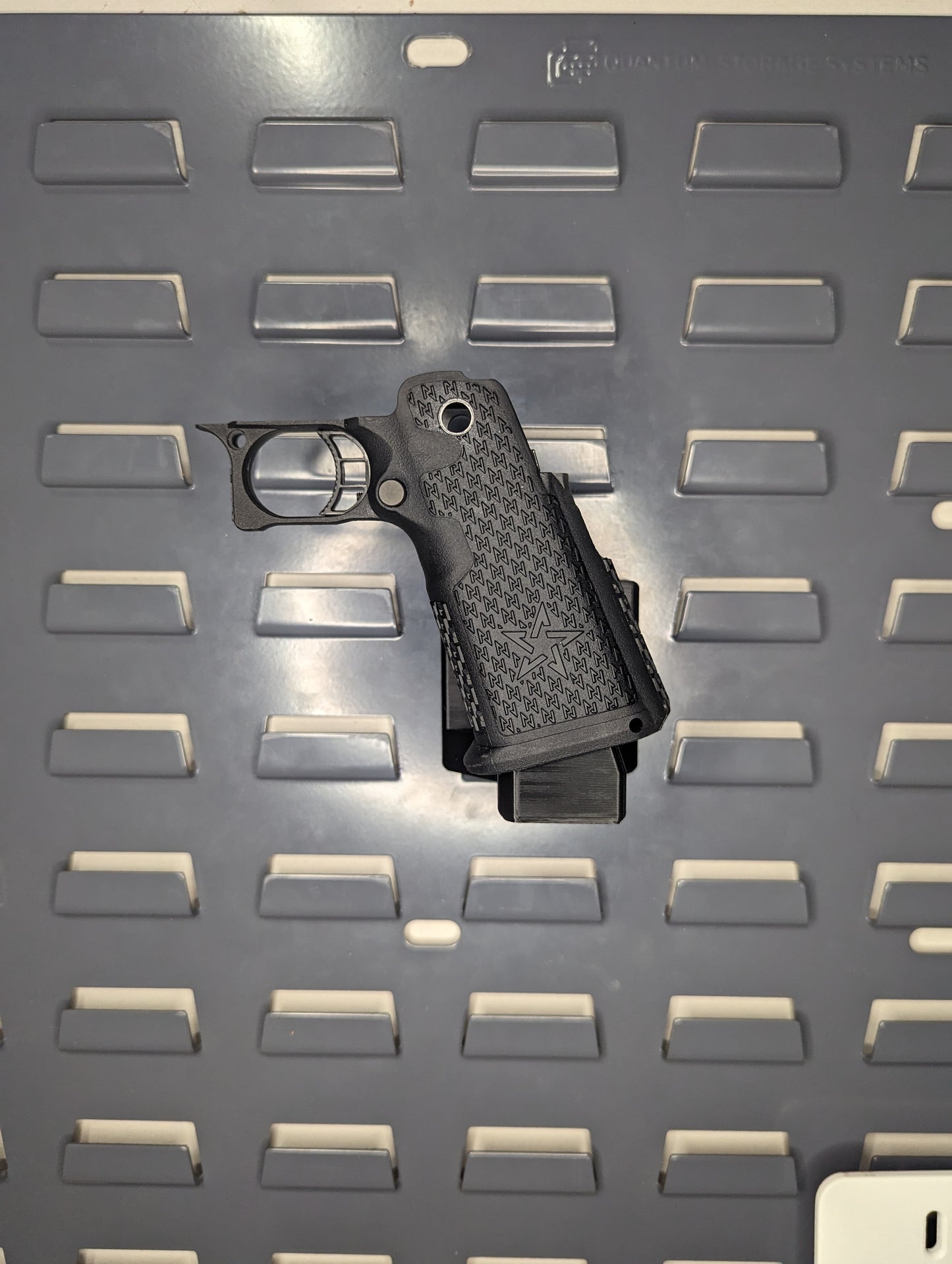 Magwell Mount for 2011 - SecureIt / Akro-Mils | Handgun Holder Storage Rack