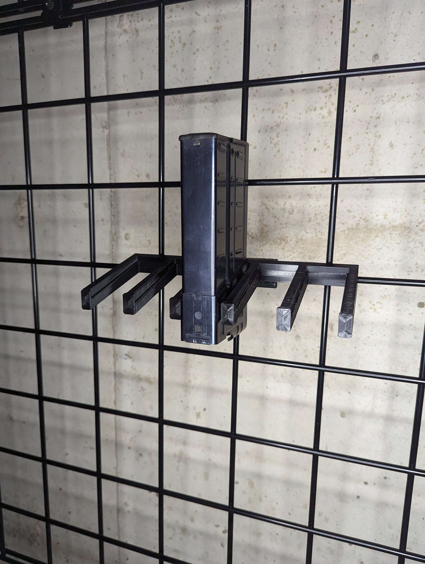 Mount for HK 91 / G3 Mags - Gridwall | Magazine Holder Storage Rack