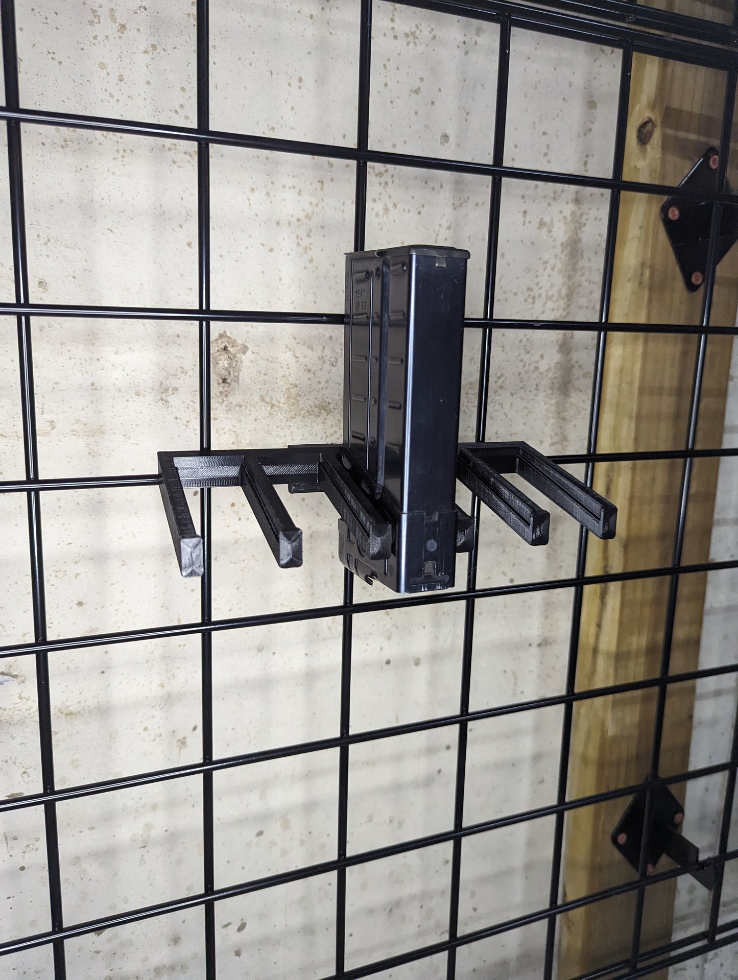 Mount for HK 91 / G3 Mags - Gridwall | Magazine Holder Storage Rack
