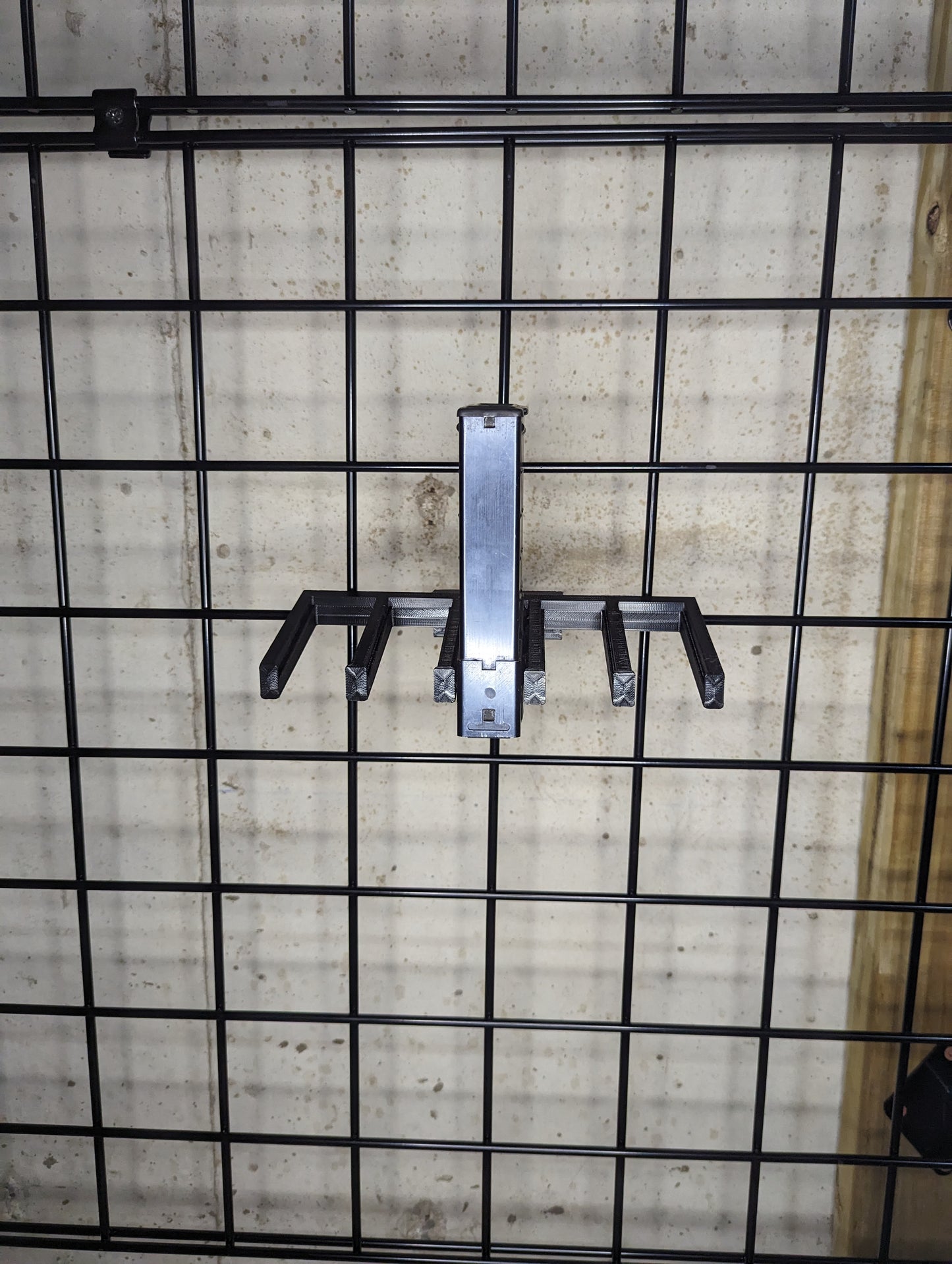 Mount for HK 91 / G3 Mags - Gridwall | Magazine Holder Storage Rack