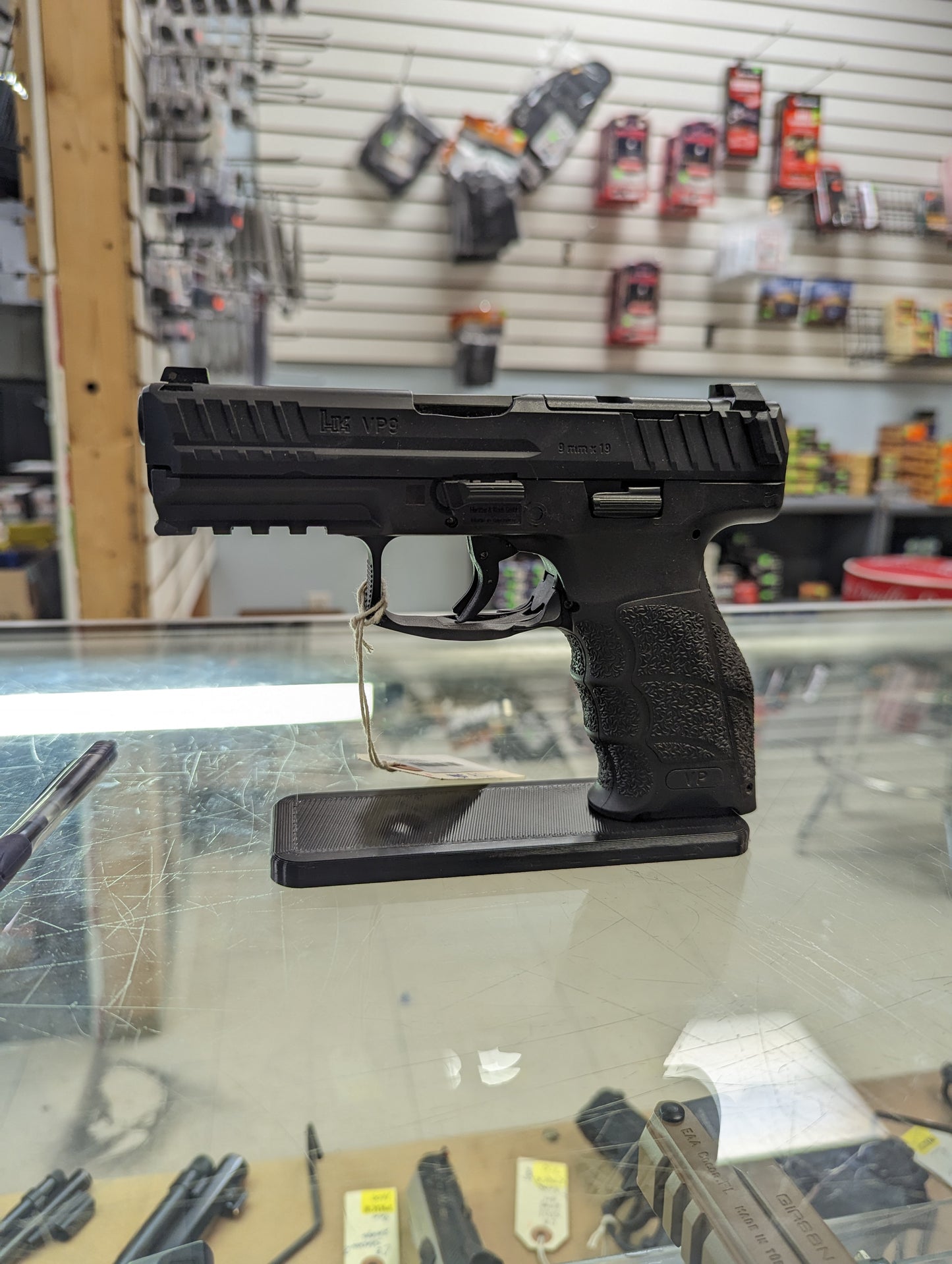 Display Stand for HK VP9 / P30 / P2000 | Handgun Holder Storage Rack