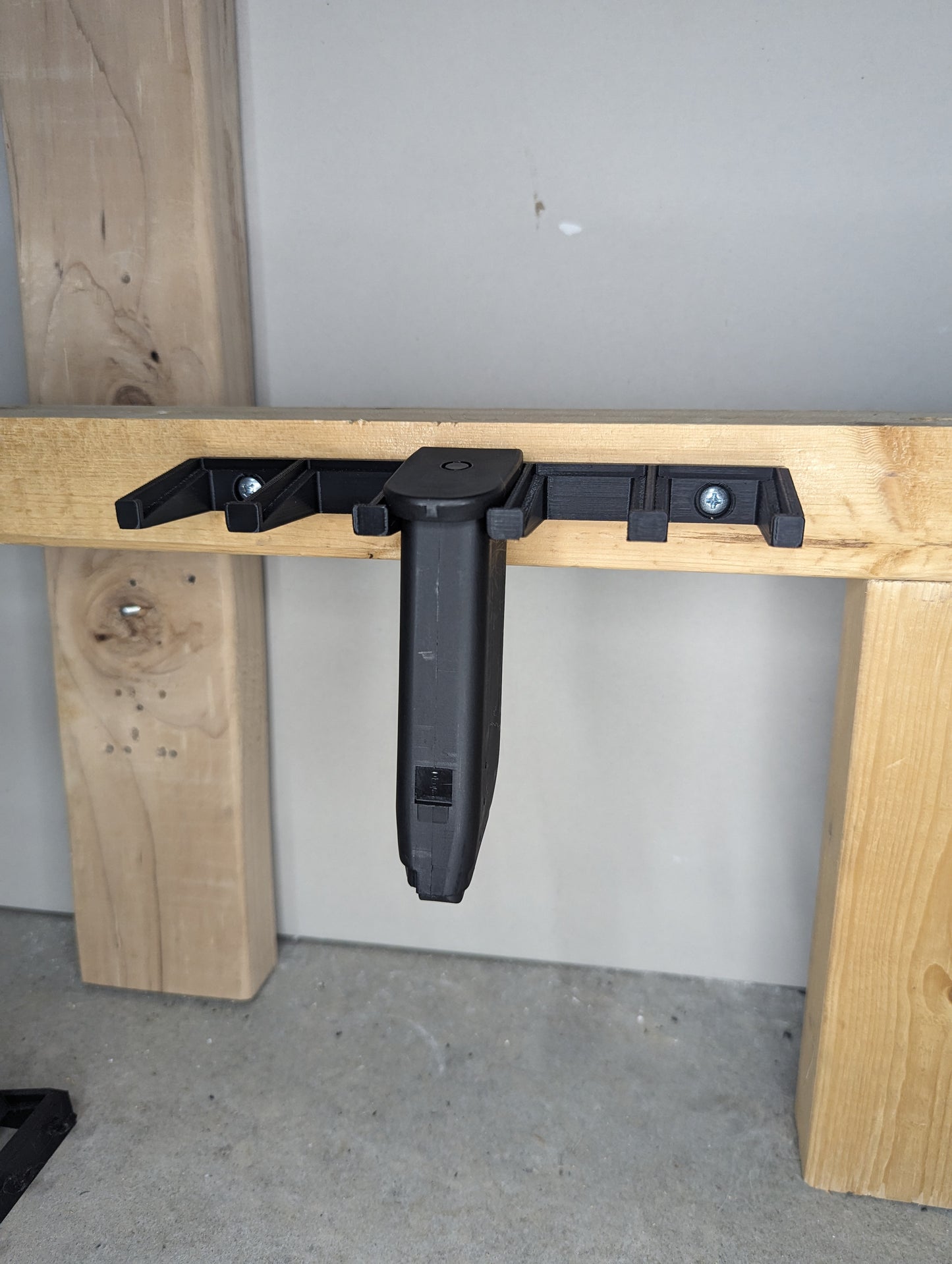Mount for HK USP 9 Mags - Wall | Magazine Holder Storage Rack
