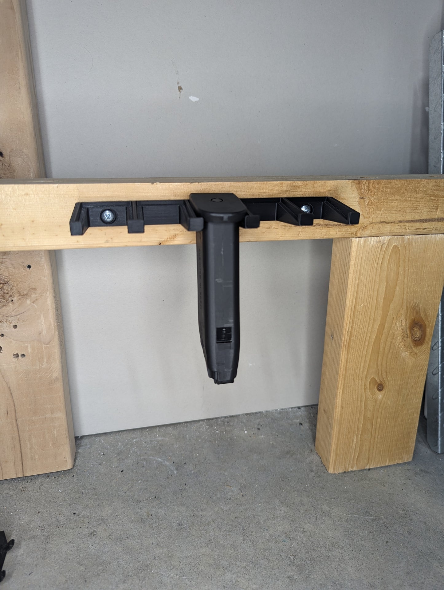 Mount for HK USP 9 Mags - Wall | Magazine Holder Storage Rack