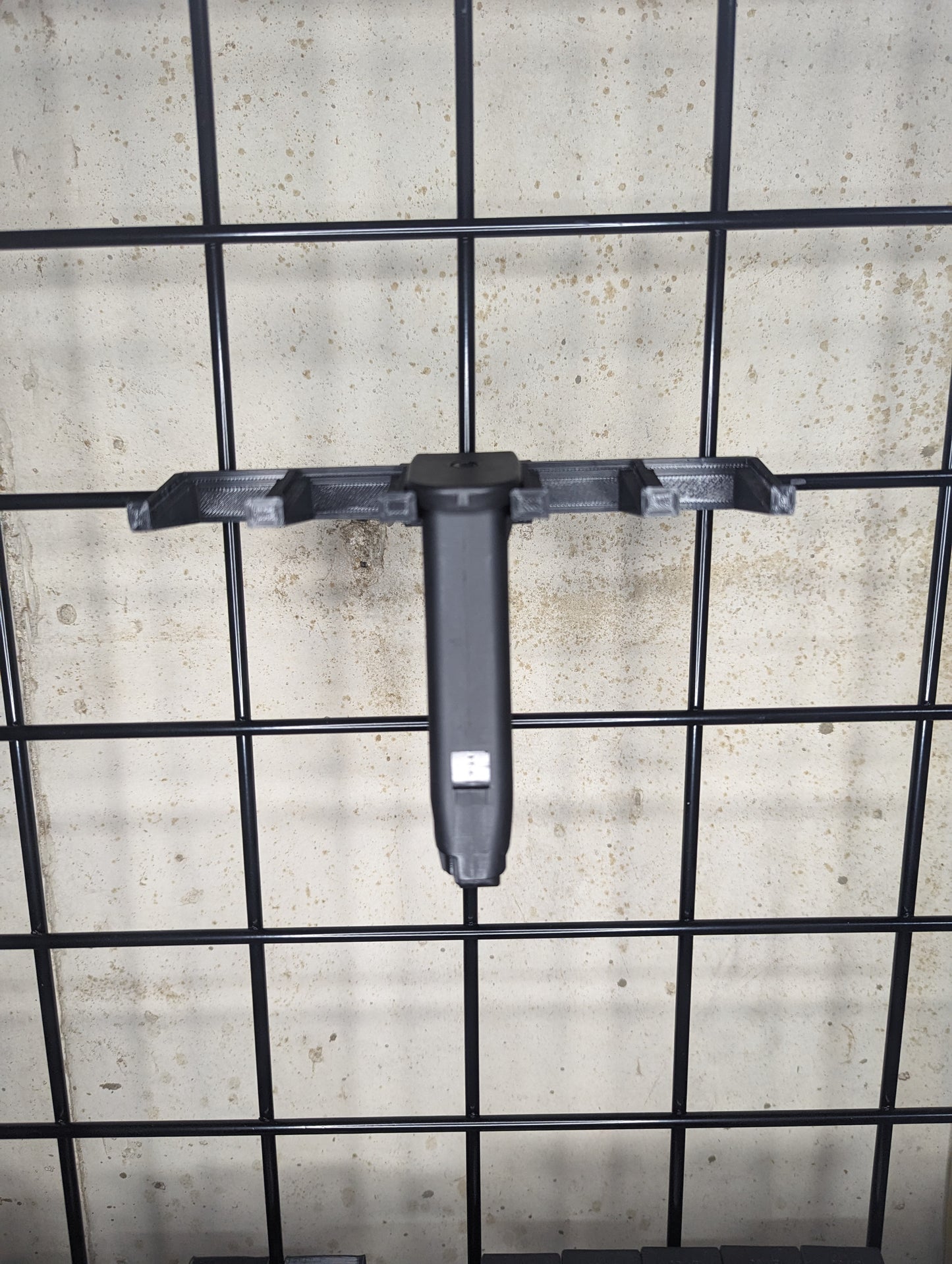 Mount for HK USP 9 Mags - Gridwall | Magazine Holder Storage Rack