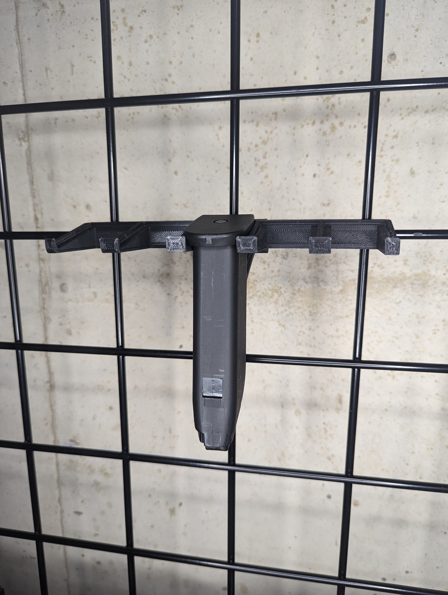 Mount for HK USP 9 Mags - Gridwall | Magazine Holder Storage Rack