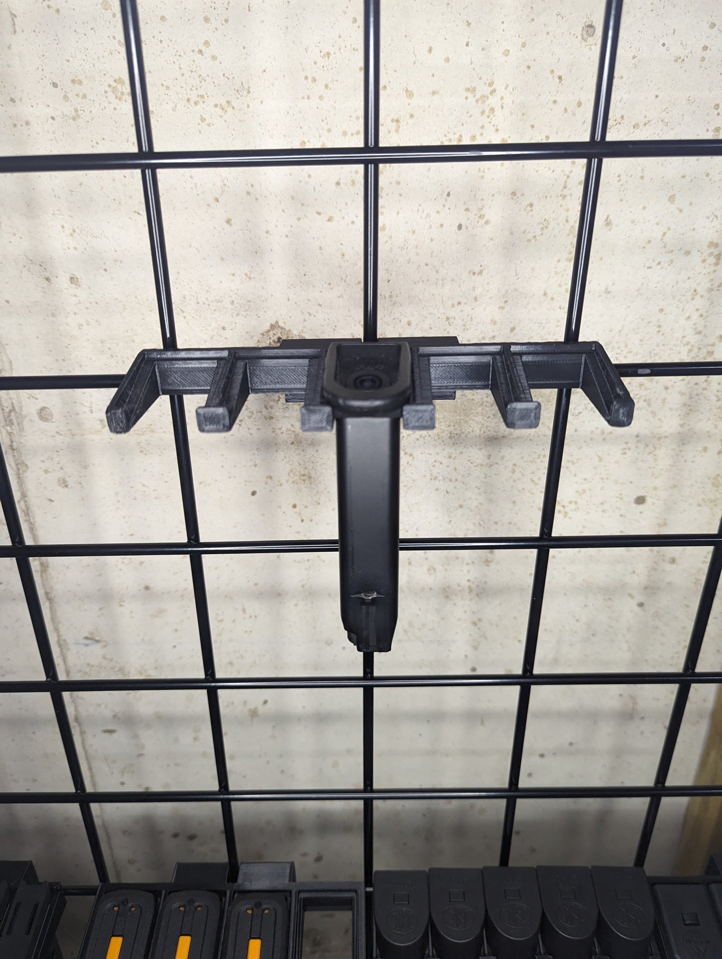 Mount for HK USP 9 Compact Mags - Gridwall | Magazine Holder Storage Rack