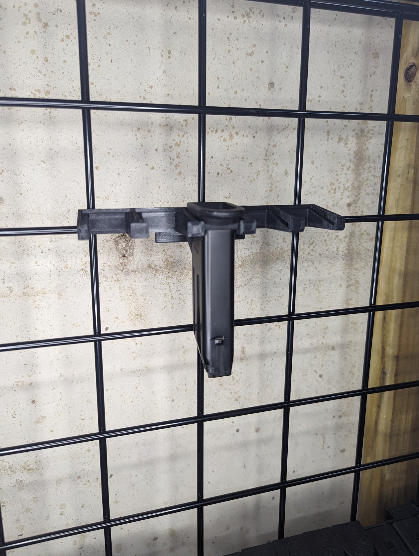 Mount for HK USP 9 Compact Mags - Gridwall | Magazine Holder Storage Rack