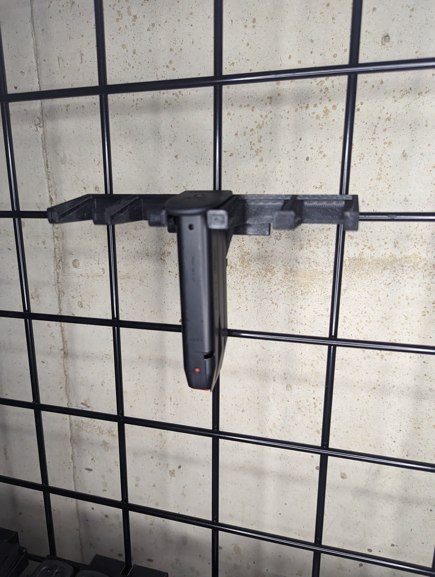 Mount for Walther PPQ Mags - Gridwall | Magazine Holder Storage Rack