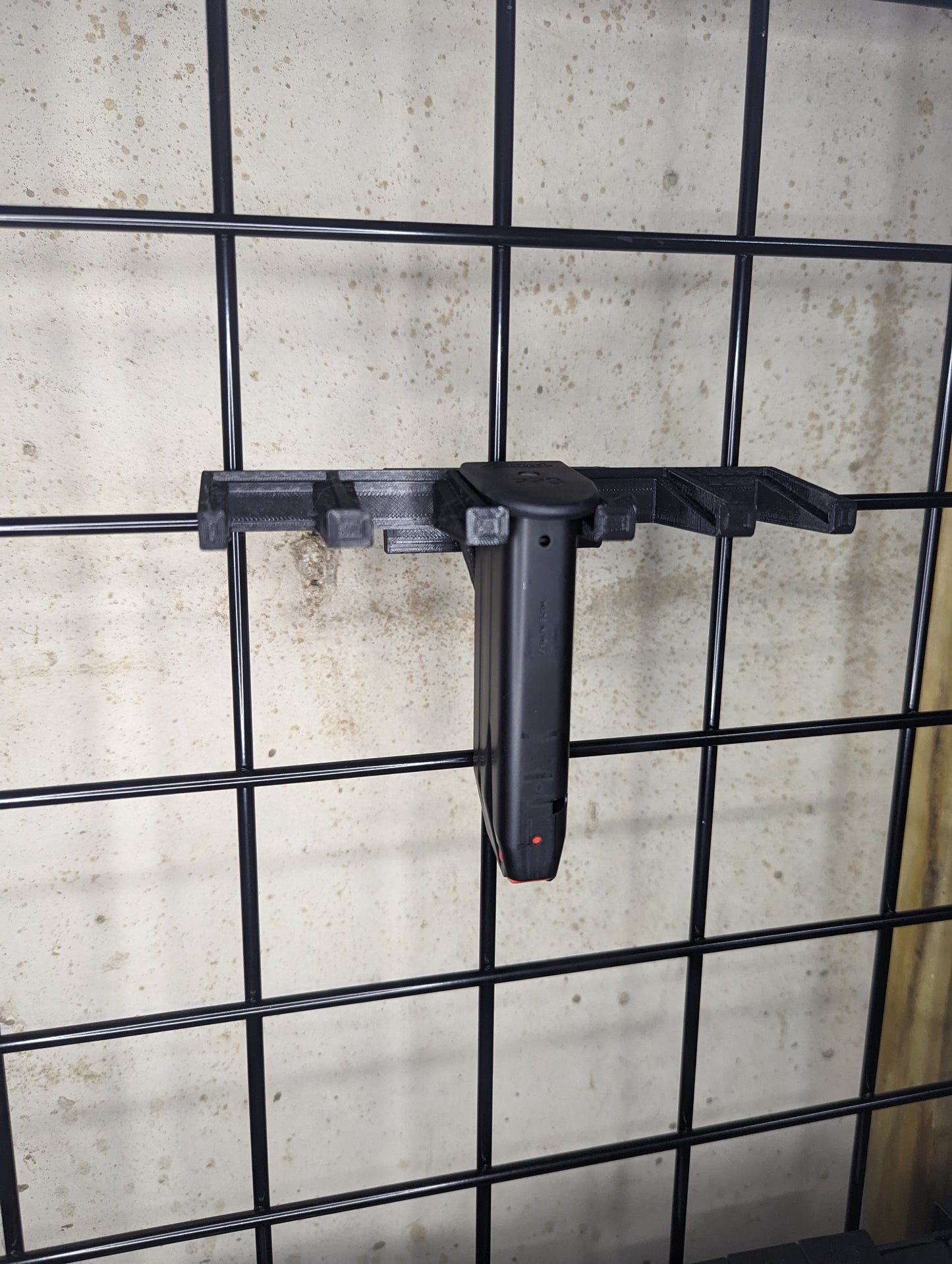 Mount for Walther PPQ Mags - Gridwall | Magazine Holder Storage Rack