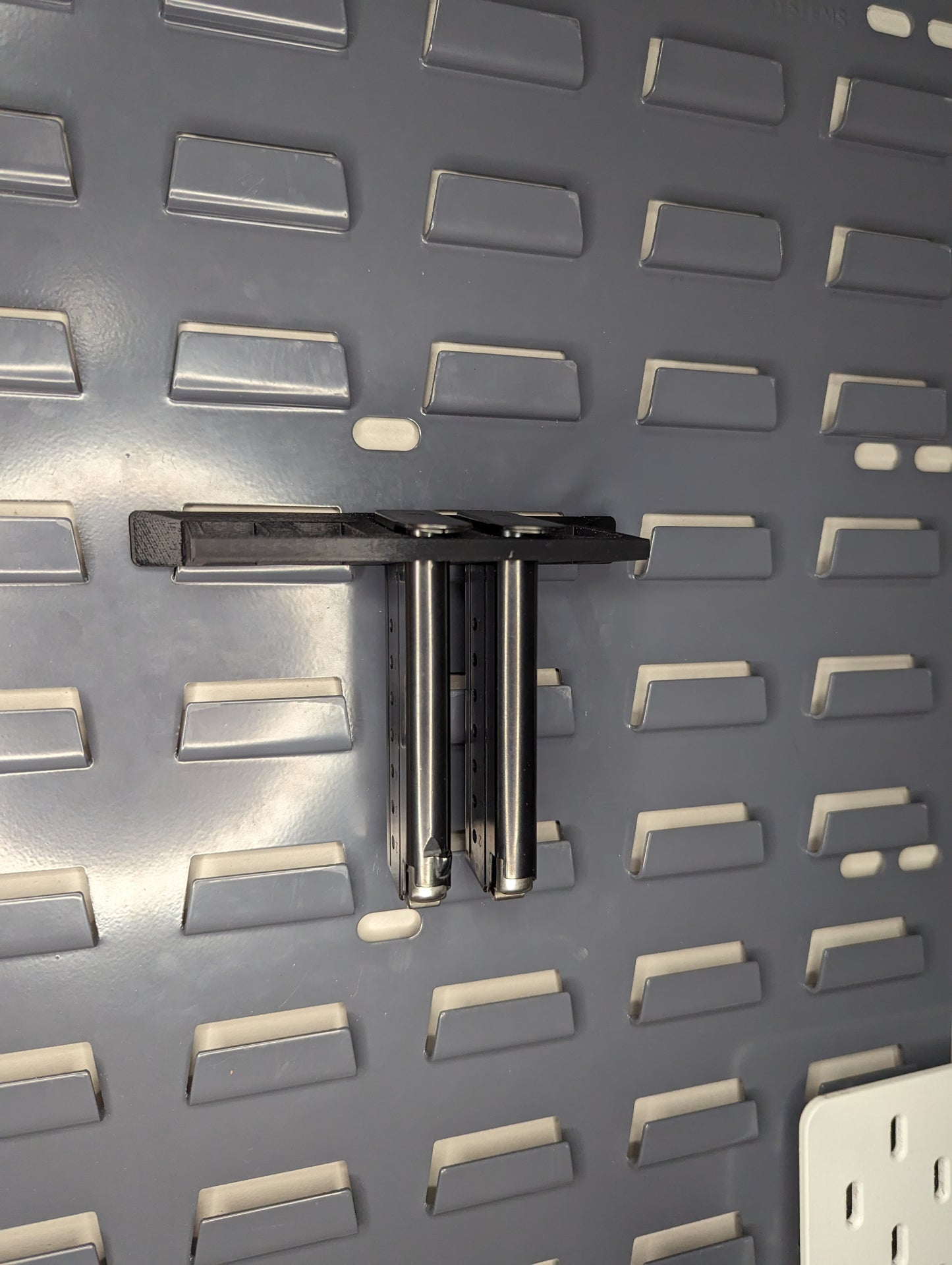 Mount for HK P7 Mags - SecureIt / Akro-Mils | Magazine Holder Storage Rack
