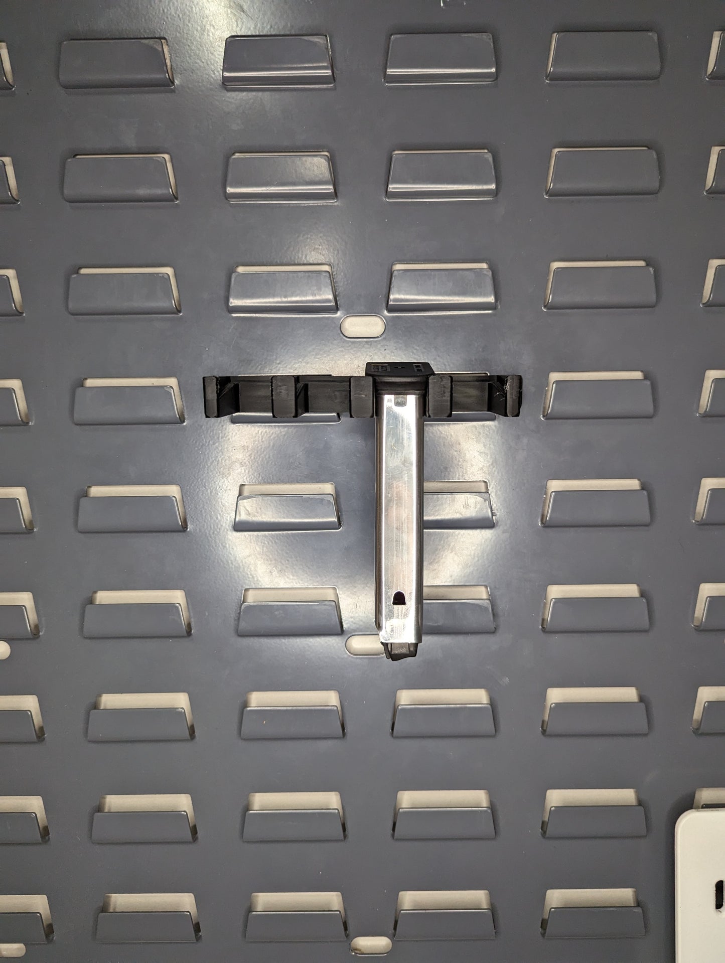 Mount for Springfield XD 40 Mags - SecureIt / Akro-Mils | Magazine Holder Storage Rack