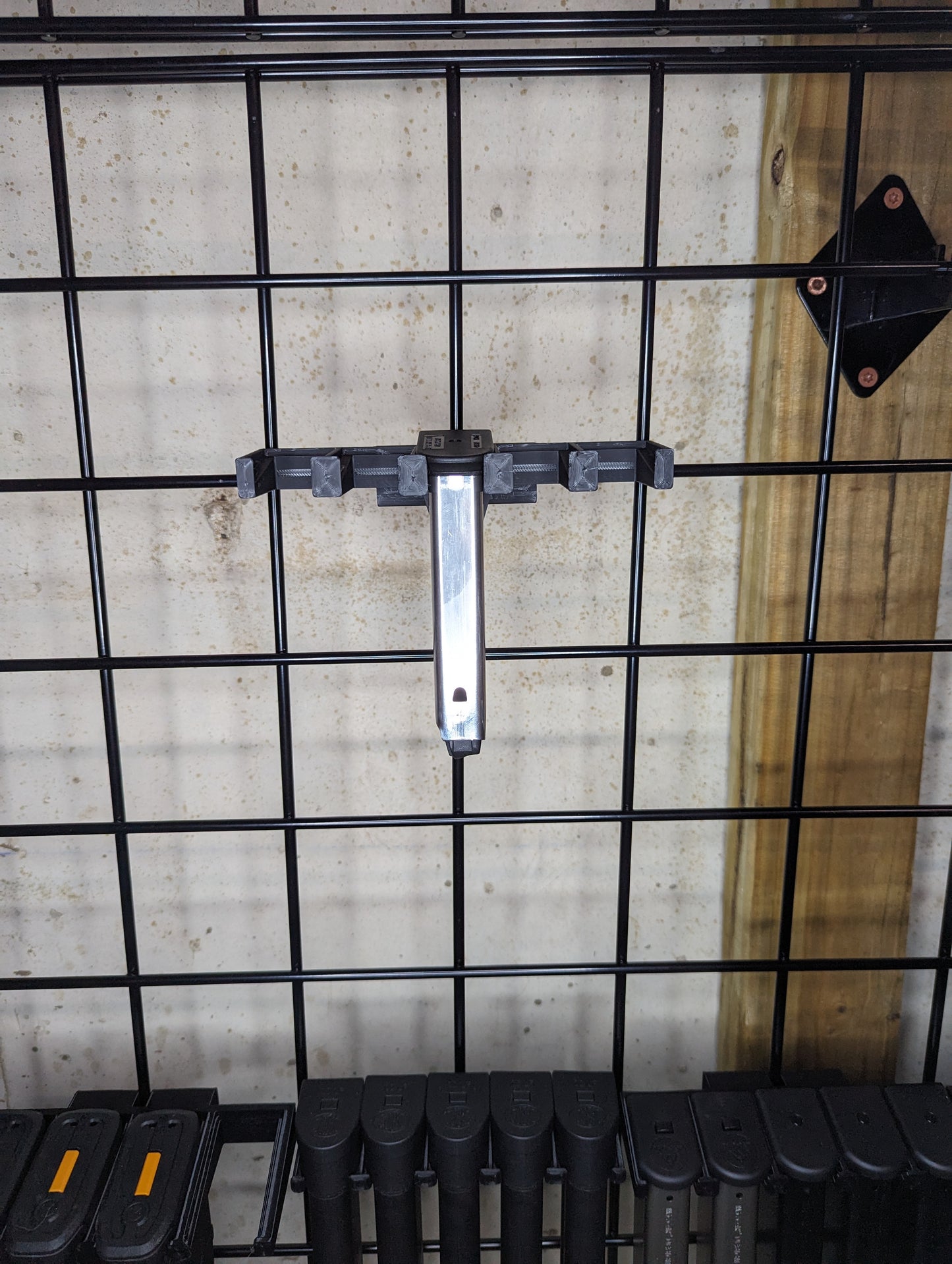 Mount for Springfield XD 40 Mags - Gridwall | Magazine Holder Storage Rack