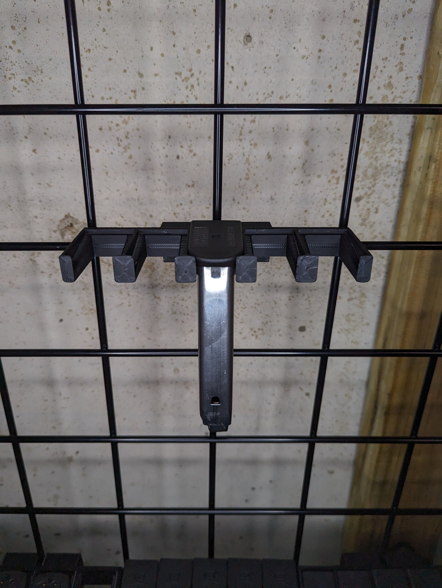 Mount for Springfield XD 40 Mags - Gridwall | Magazine Holder Storage Rack