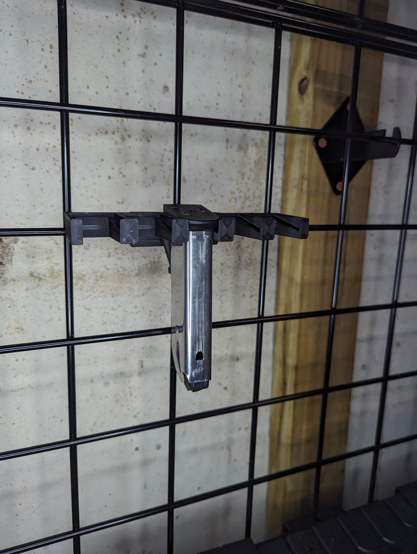 Mount for Springfield XD 40 Mags - Gridwall | Magazine Holder Storage Rack
