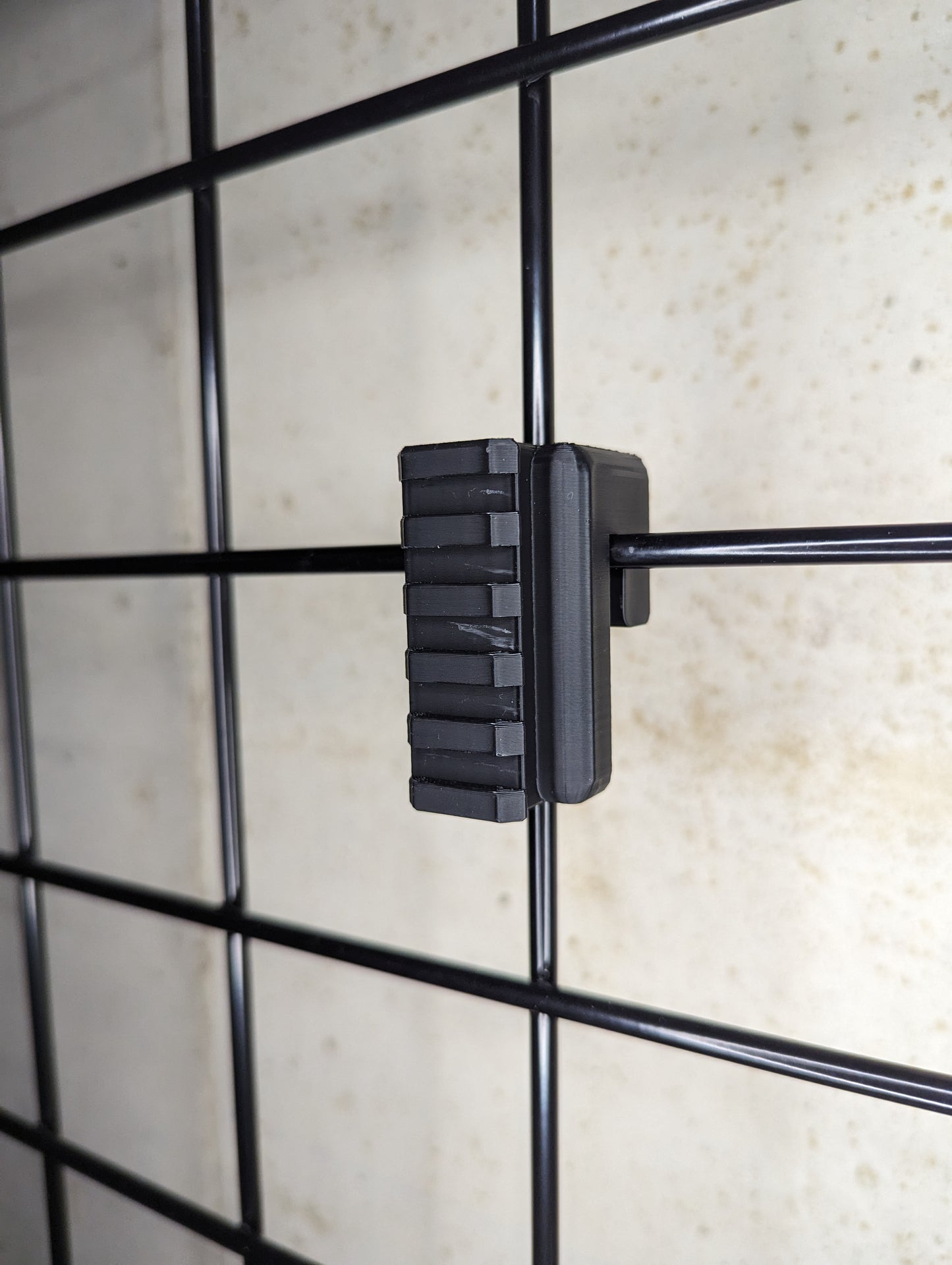 Picatinny Accessory Rail Mount Vertical - Gridwall | Gear Holder Storage Rack