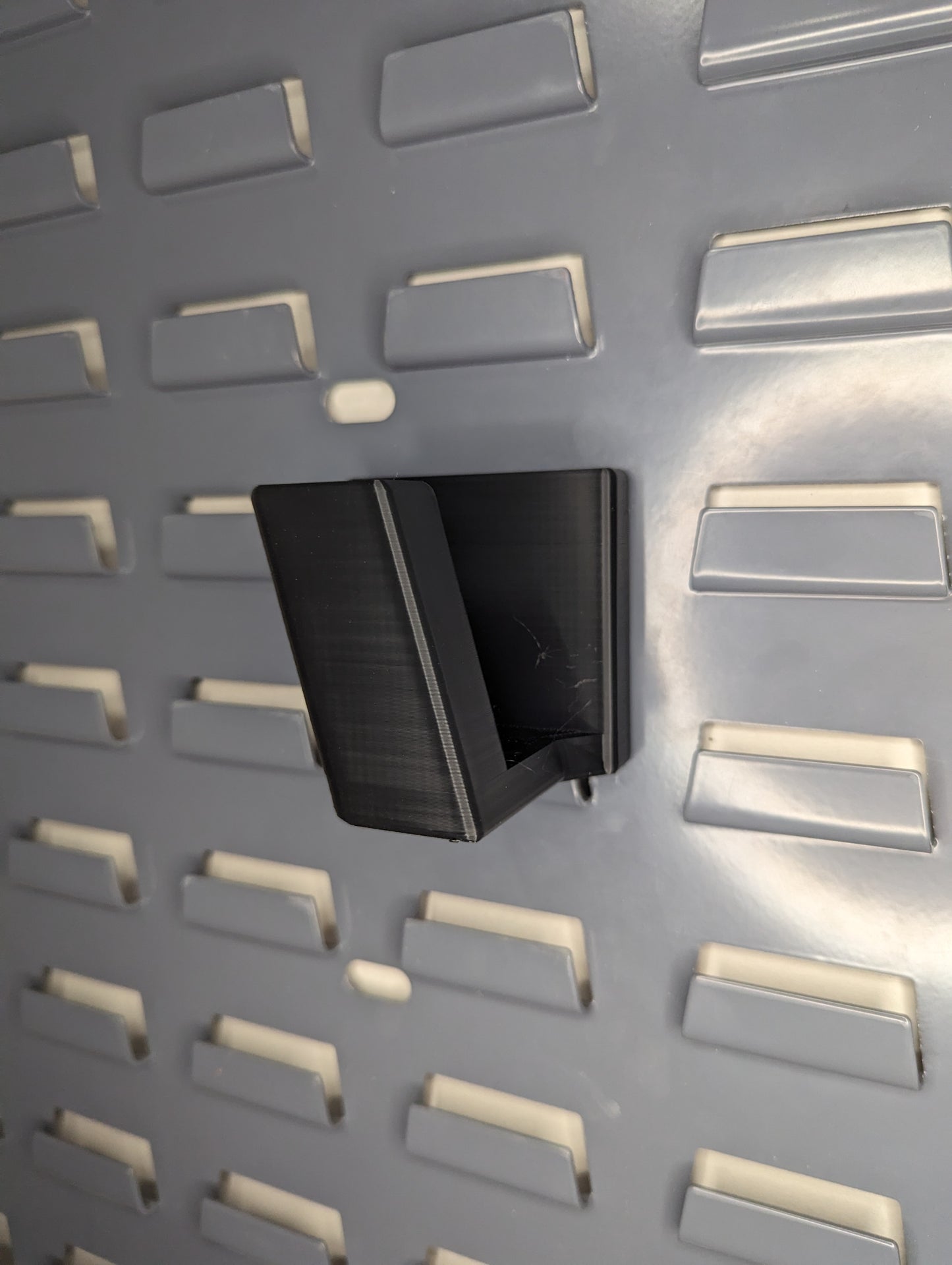 Magwell Mount for HK USP 45 - SecureIt / Akro-Mils | Handgun Holder Storage Rack