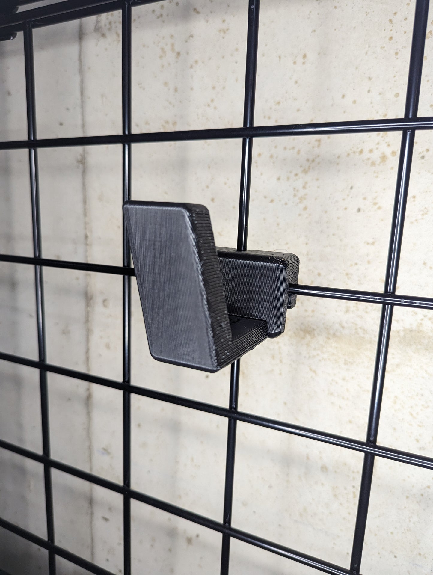 Magwell Mount for HK USP 9 - Gridwall | Handgun Holder Storage Rack