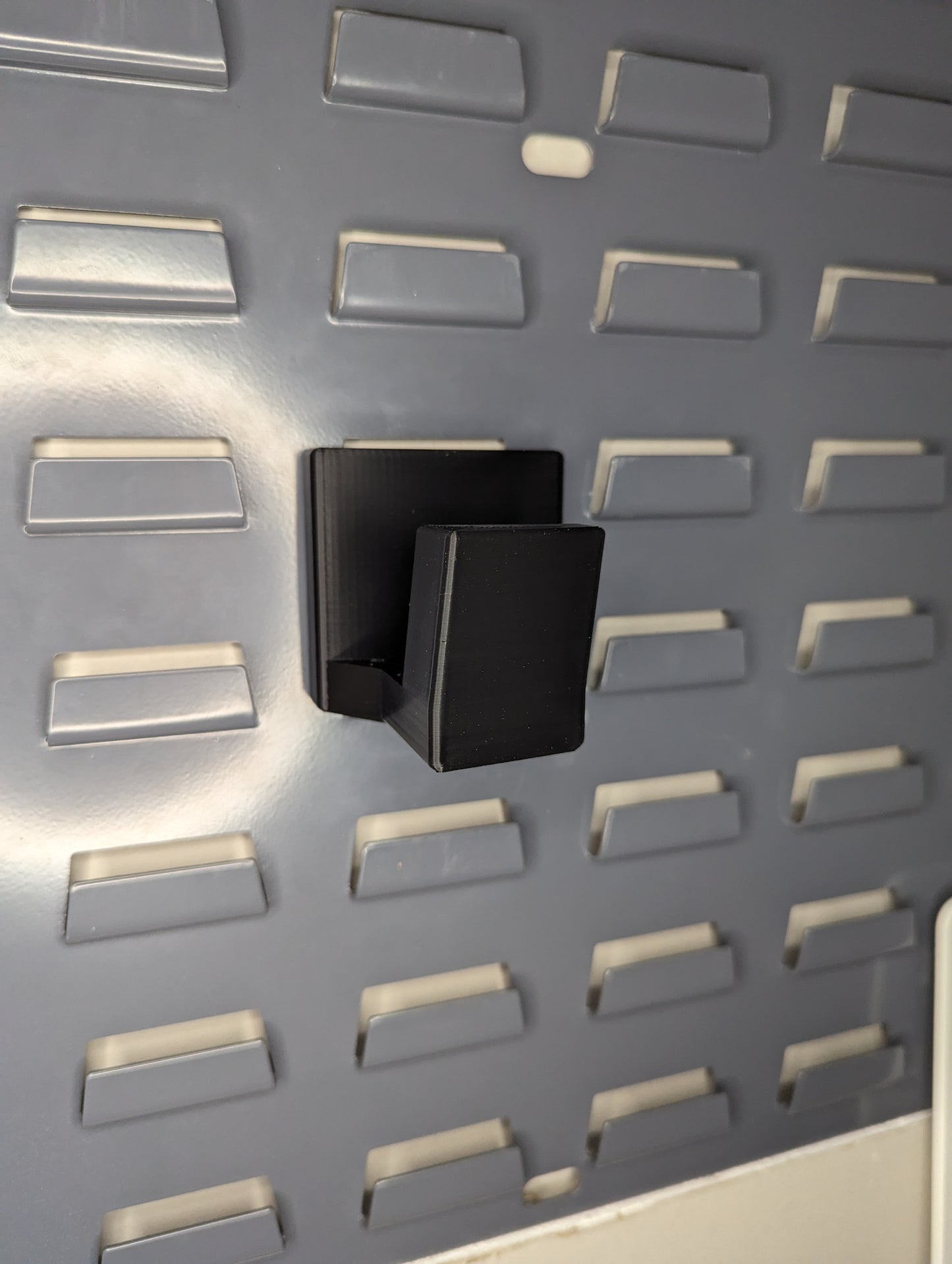 Magwell Mount for Keltec CP33 / CP30 / PMR30 - SecureIt / Akro-Mils | Handgun Holder Storage Rack